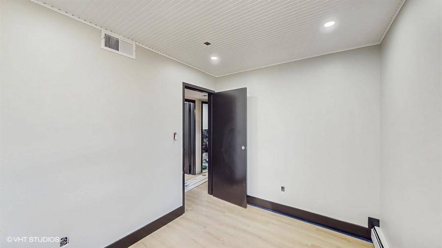 Cedarhurst, NY 11516,144 Grove AVE