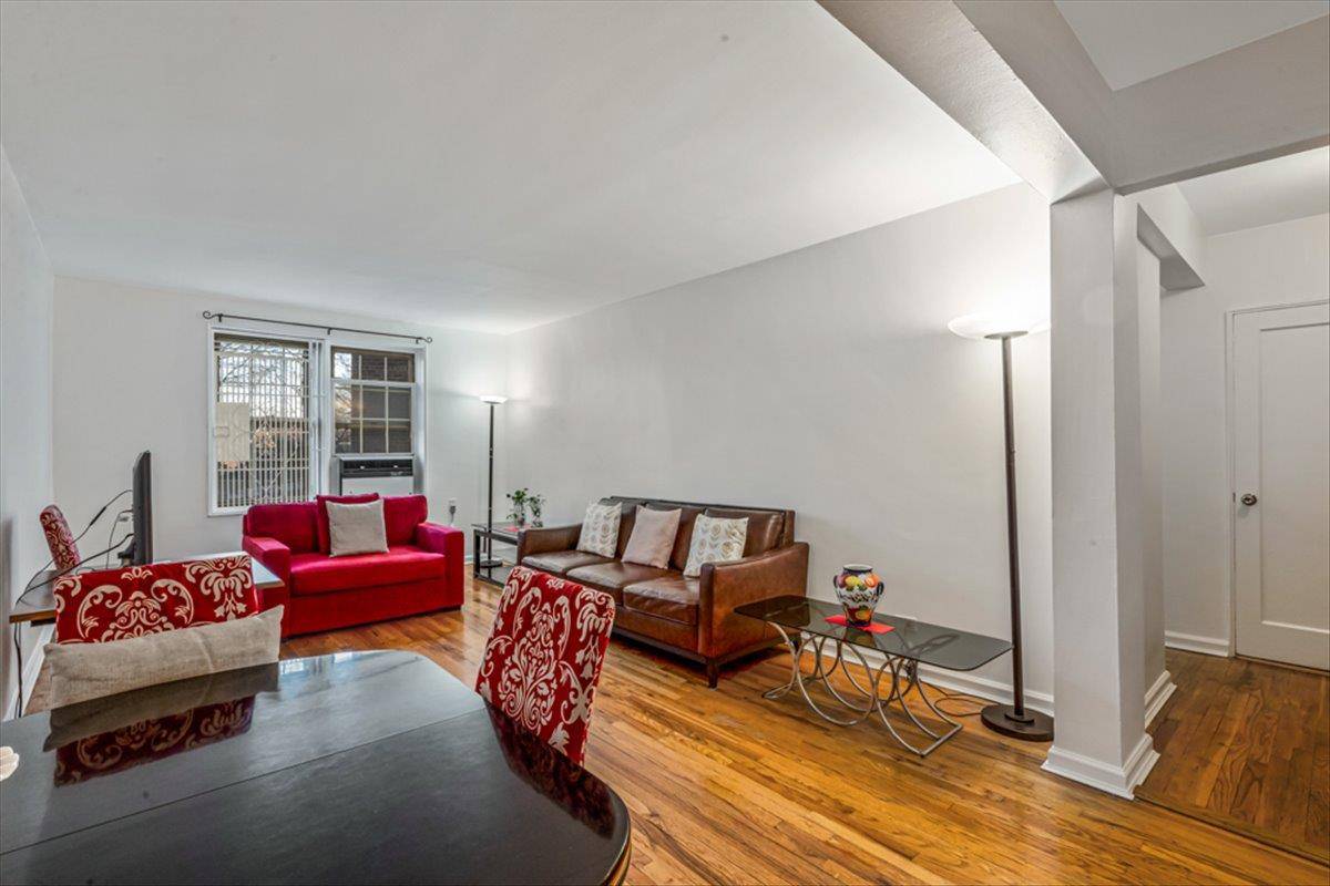 Rego Park, NY 11374,85-04 63rd DR #2J