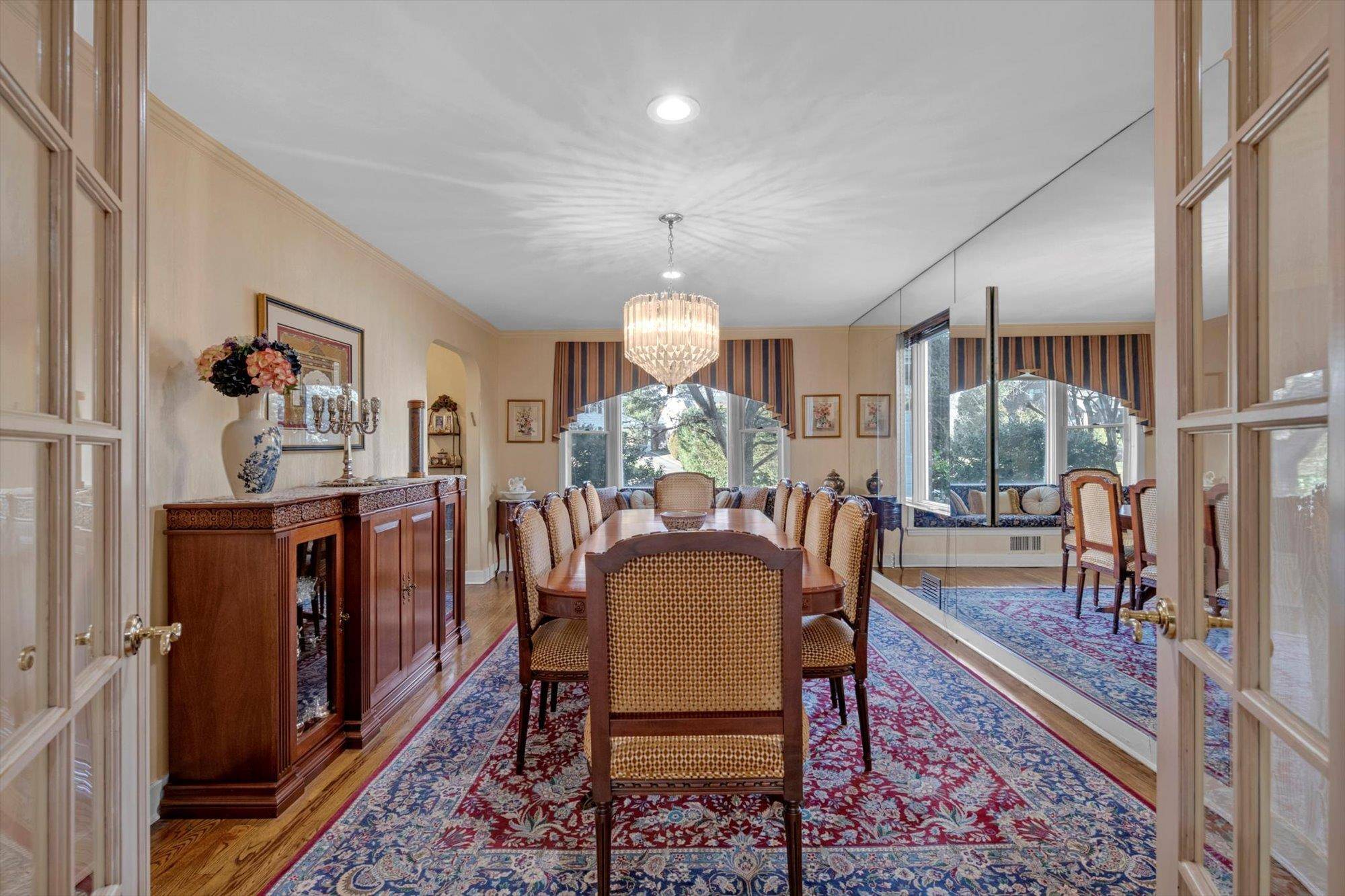 Great Neck, NY 11021,32 Cedar DR
