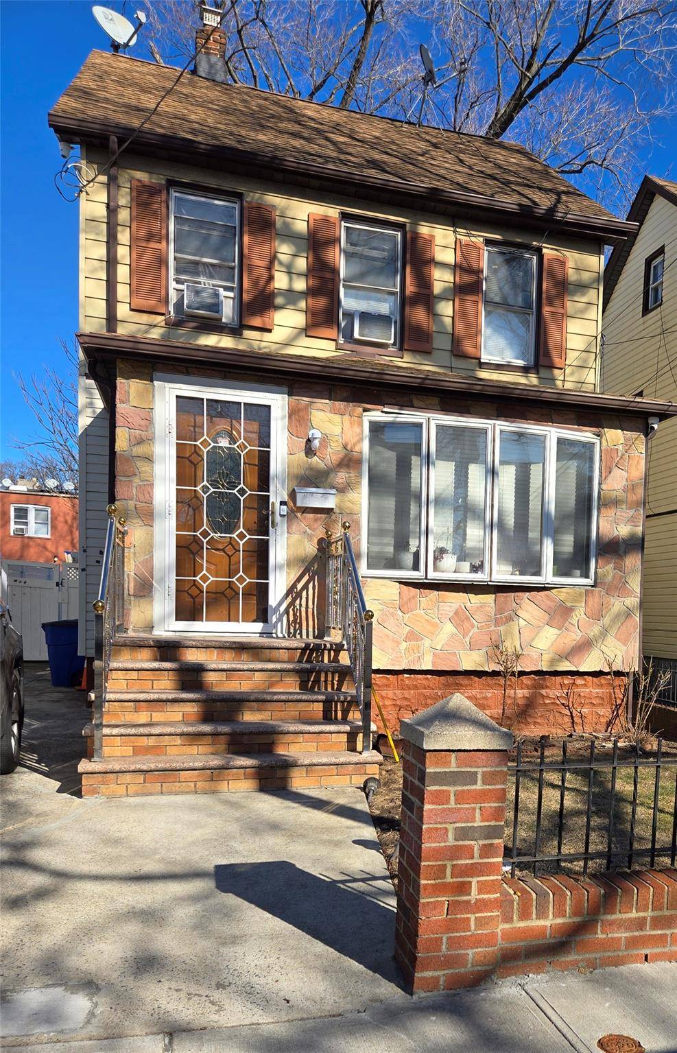 Saint Albans, NY 11412,113-21 203rd ST