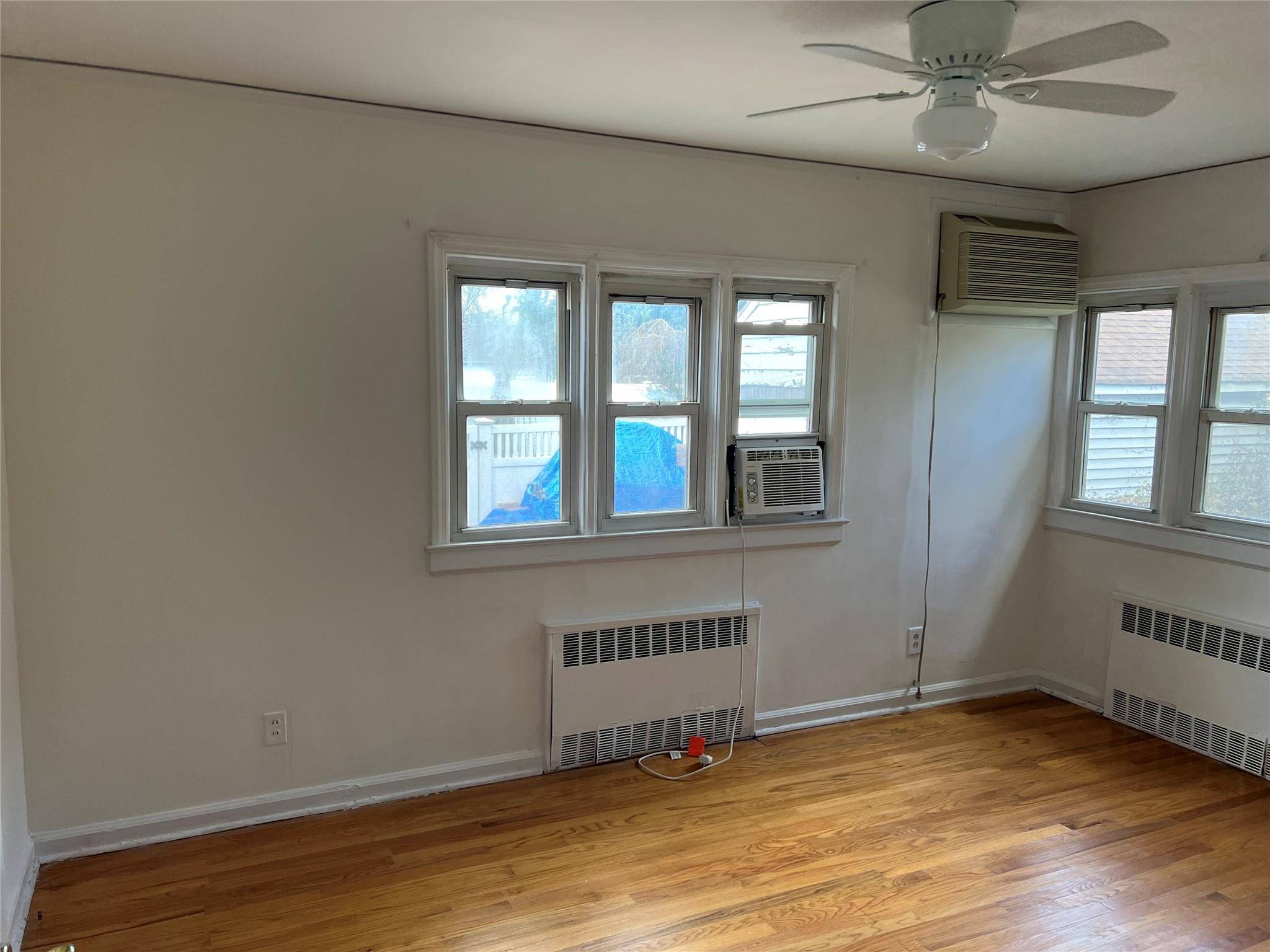 Long Beach, NY 11561,425 E Penn ST