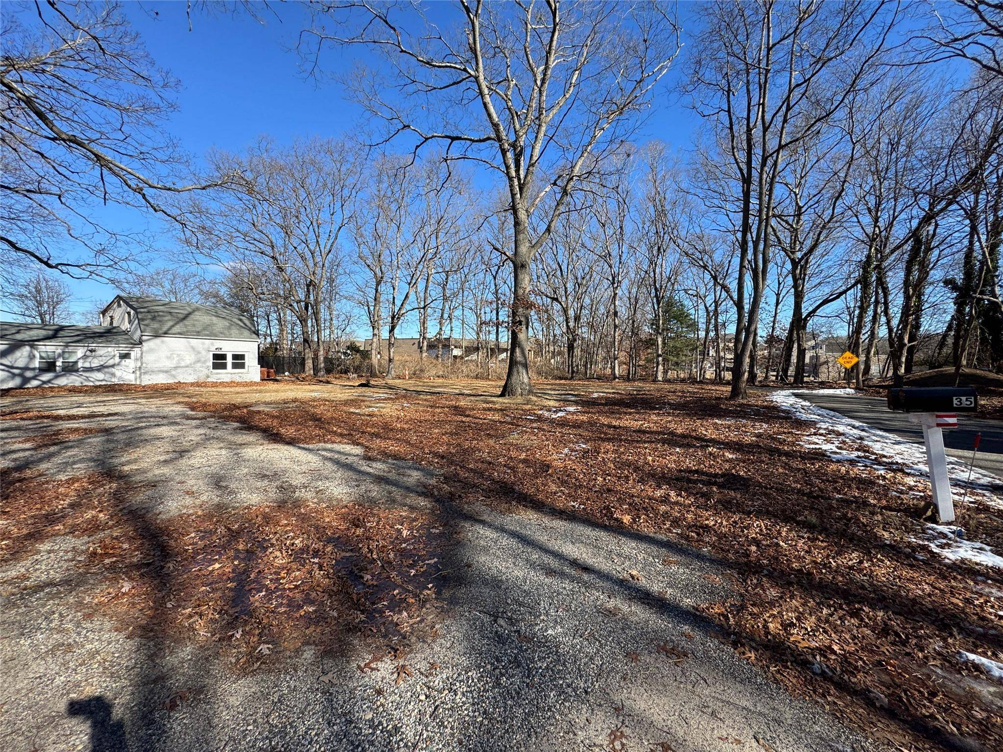 Nesconset, NY 11767,35 Neslo