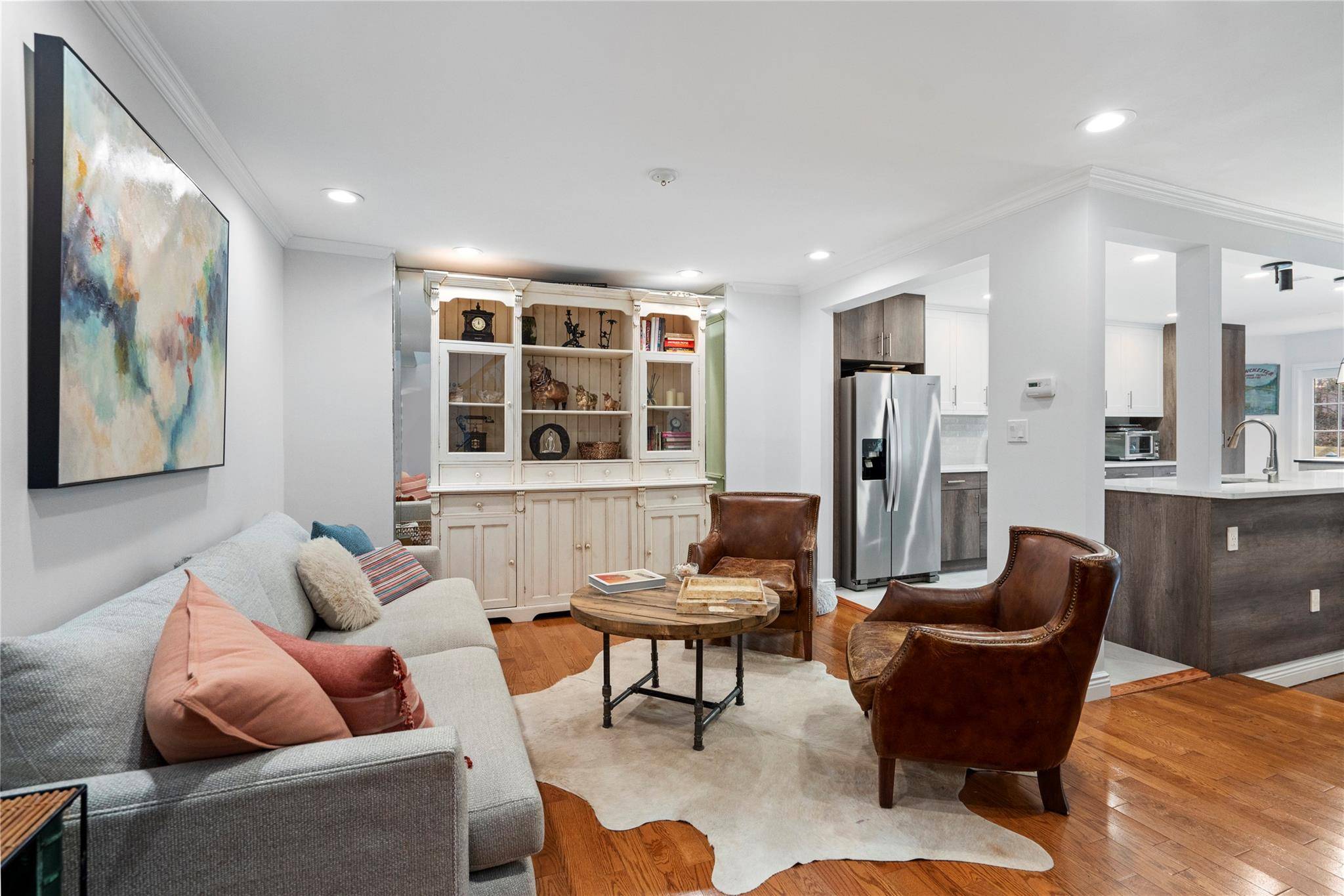 Syosset, NY 11791,168 Hidden Ridge DR