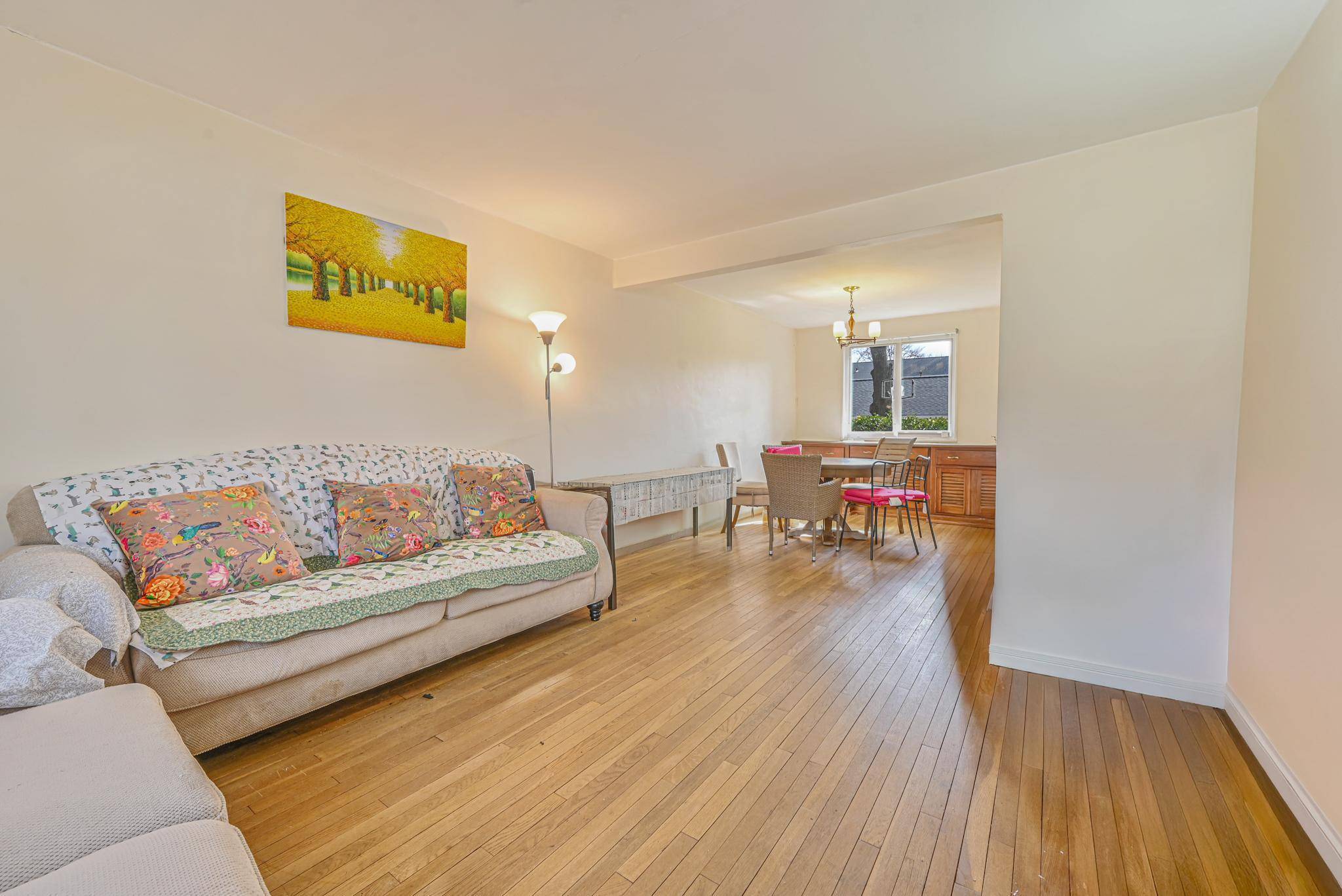 Oakland Gardens, NY 11364,216-06 68 AVE #28-05 9