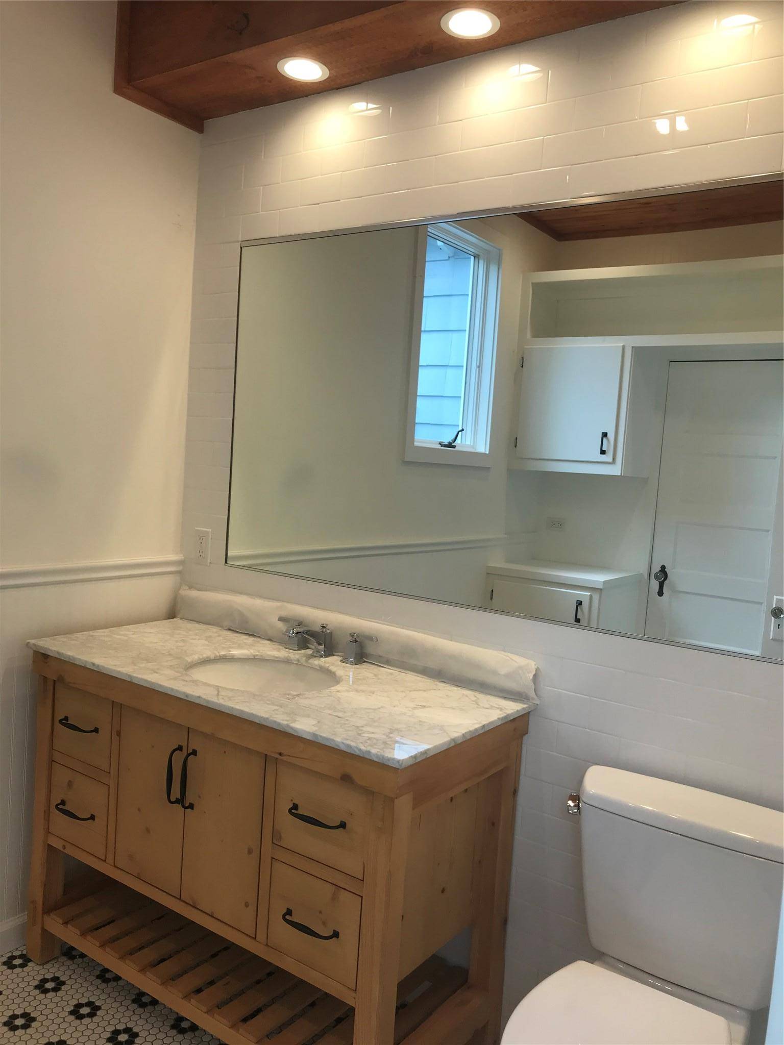 Seaview, NY 11770,33 Dune WAY