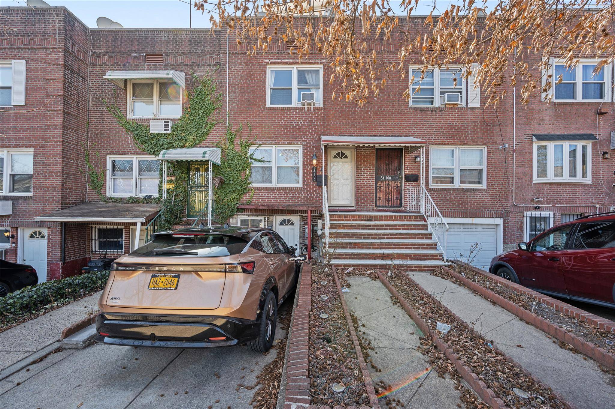 Kew Gardens, NY 11415,84-102 Austin ST