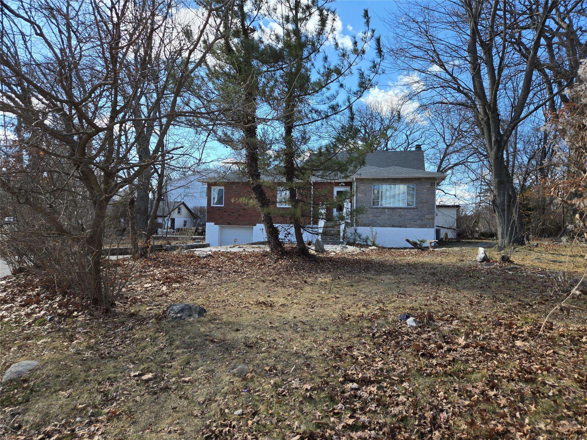 Yonkers, NY 10701,540 Palmer RD