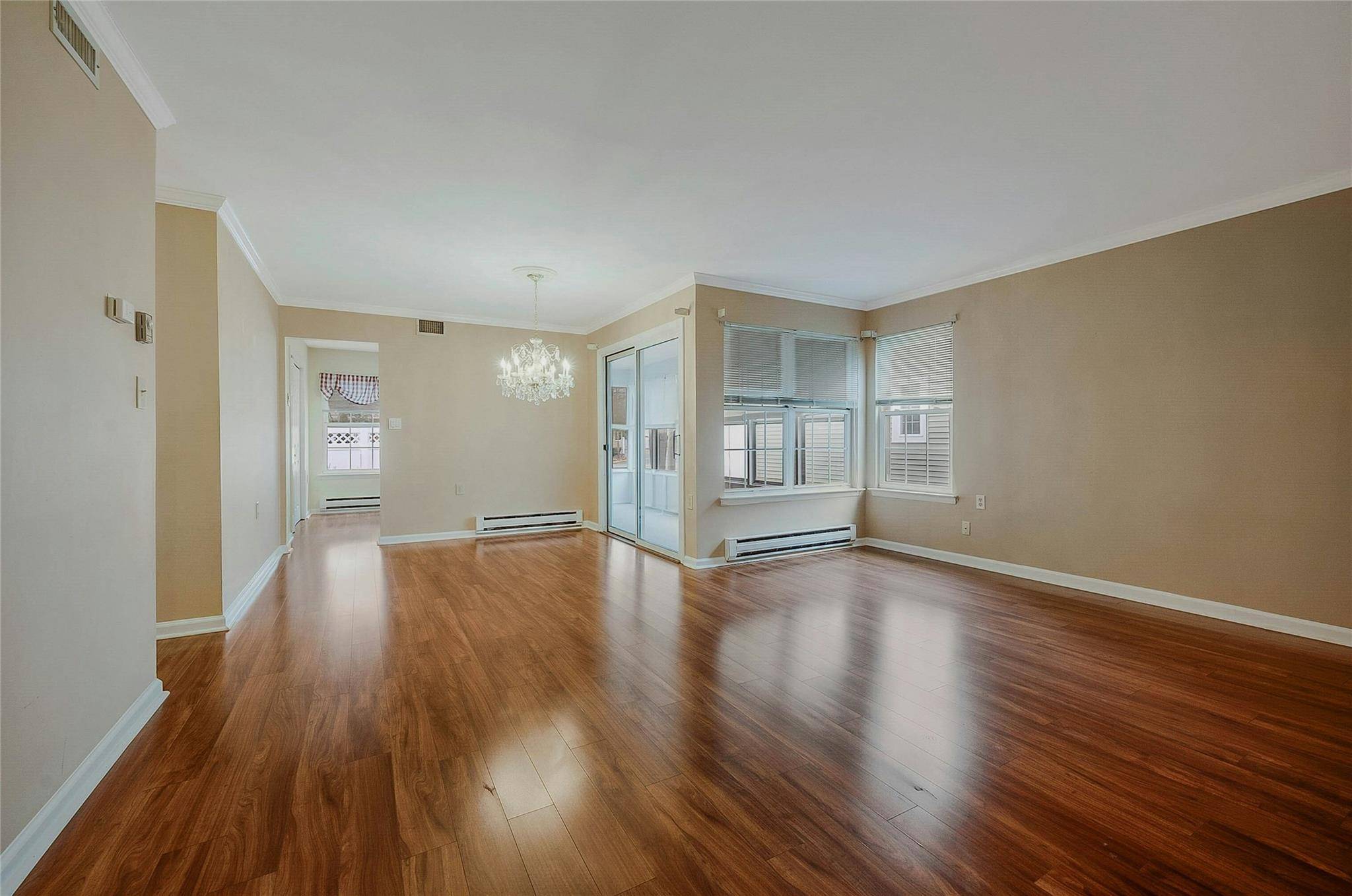Ridge, NY 11961,2 Lamont CT