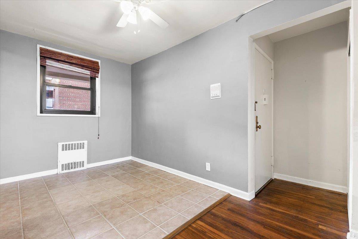 Port Chester, NY 10573,325 King ST #5c