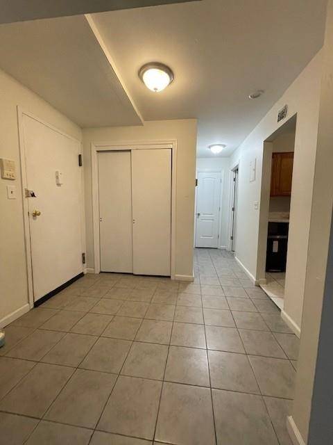 Spring Valley, NY 10977,260 N Main Street #B12