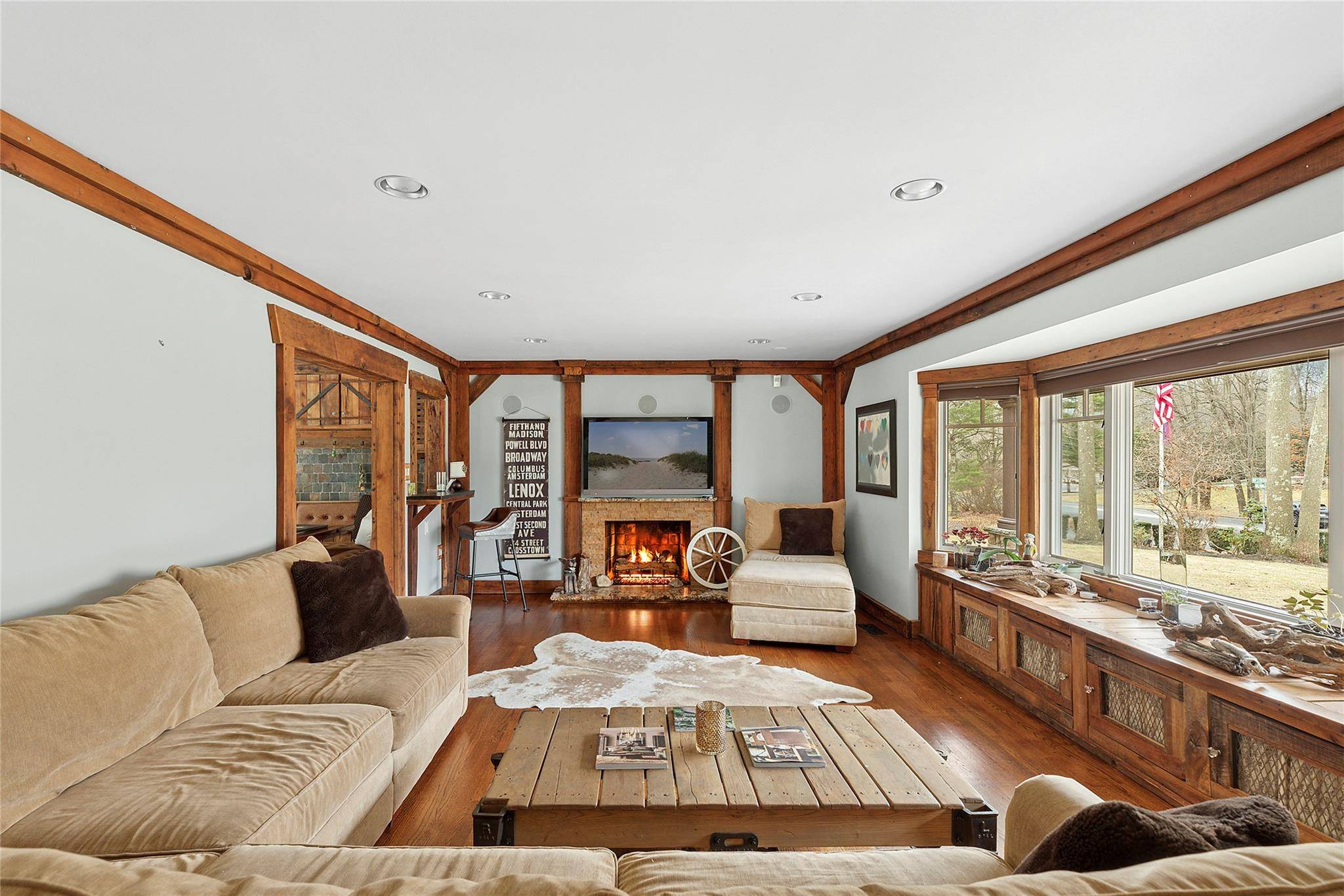 Melville, NY 11747,105 Wilmington DR