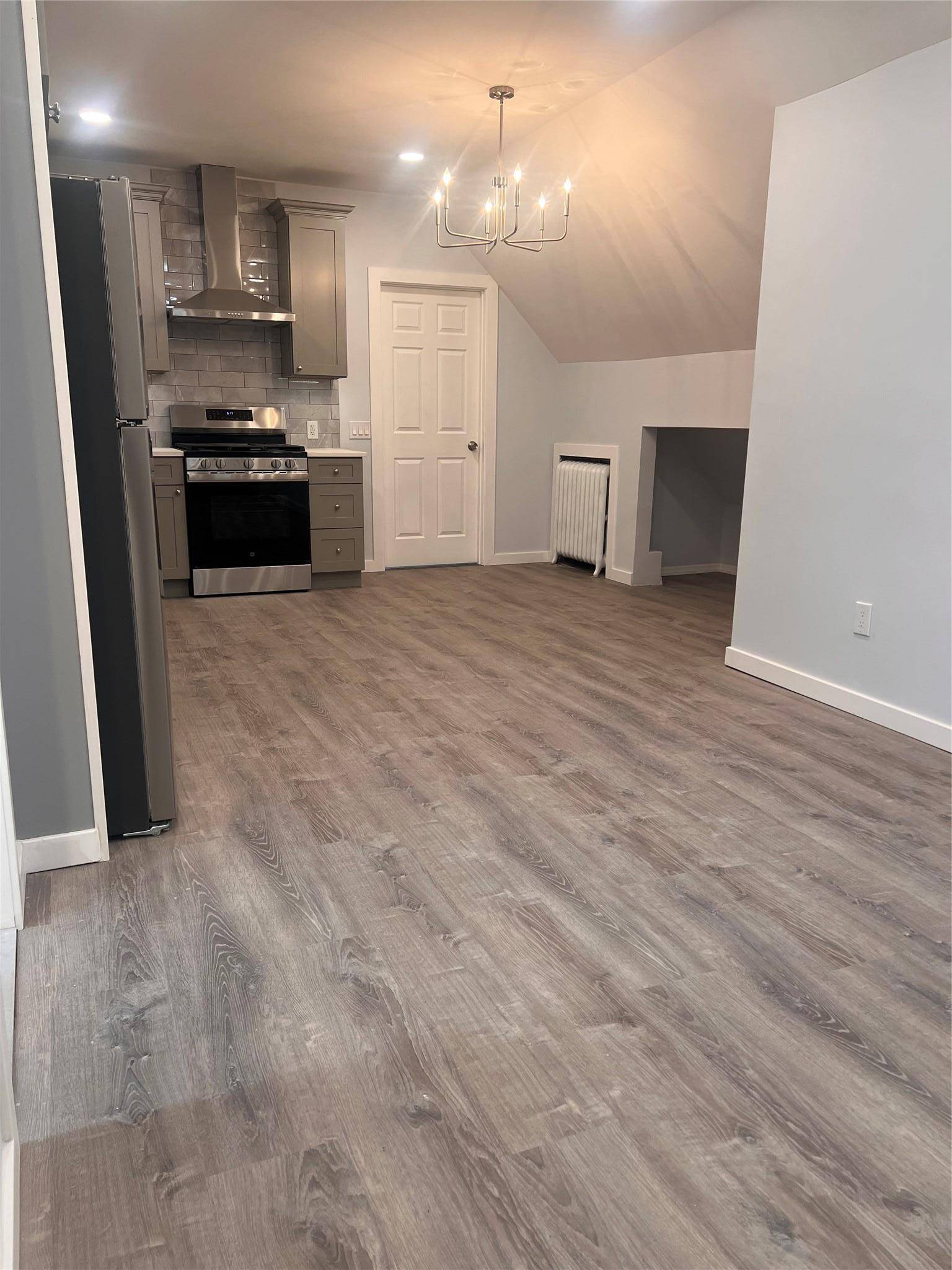 Yonkers, NY 10703,77 Waring PL #3