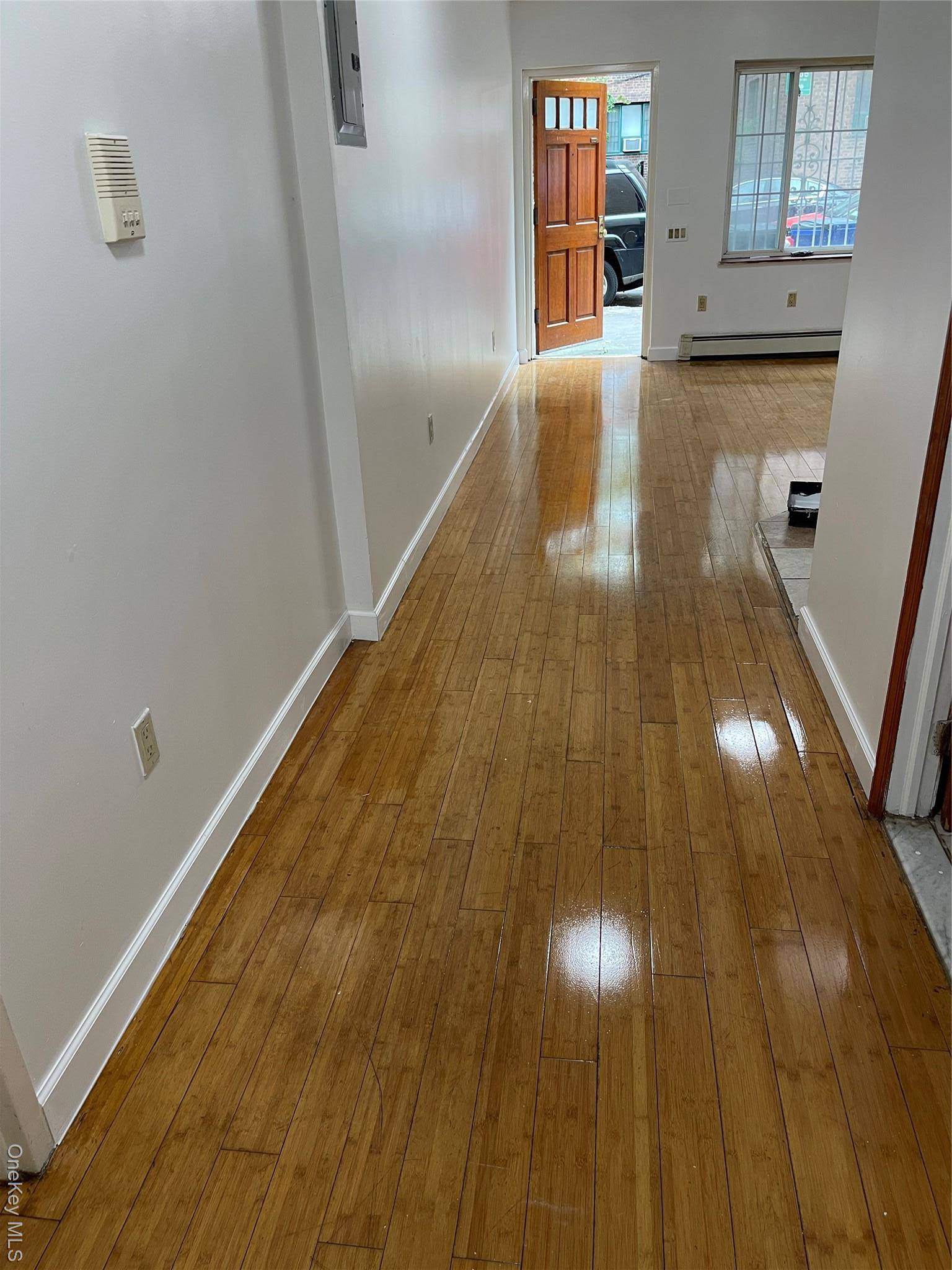 Bronx, NY 10462,1926 McGraw AVE