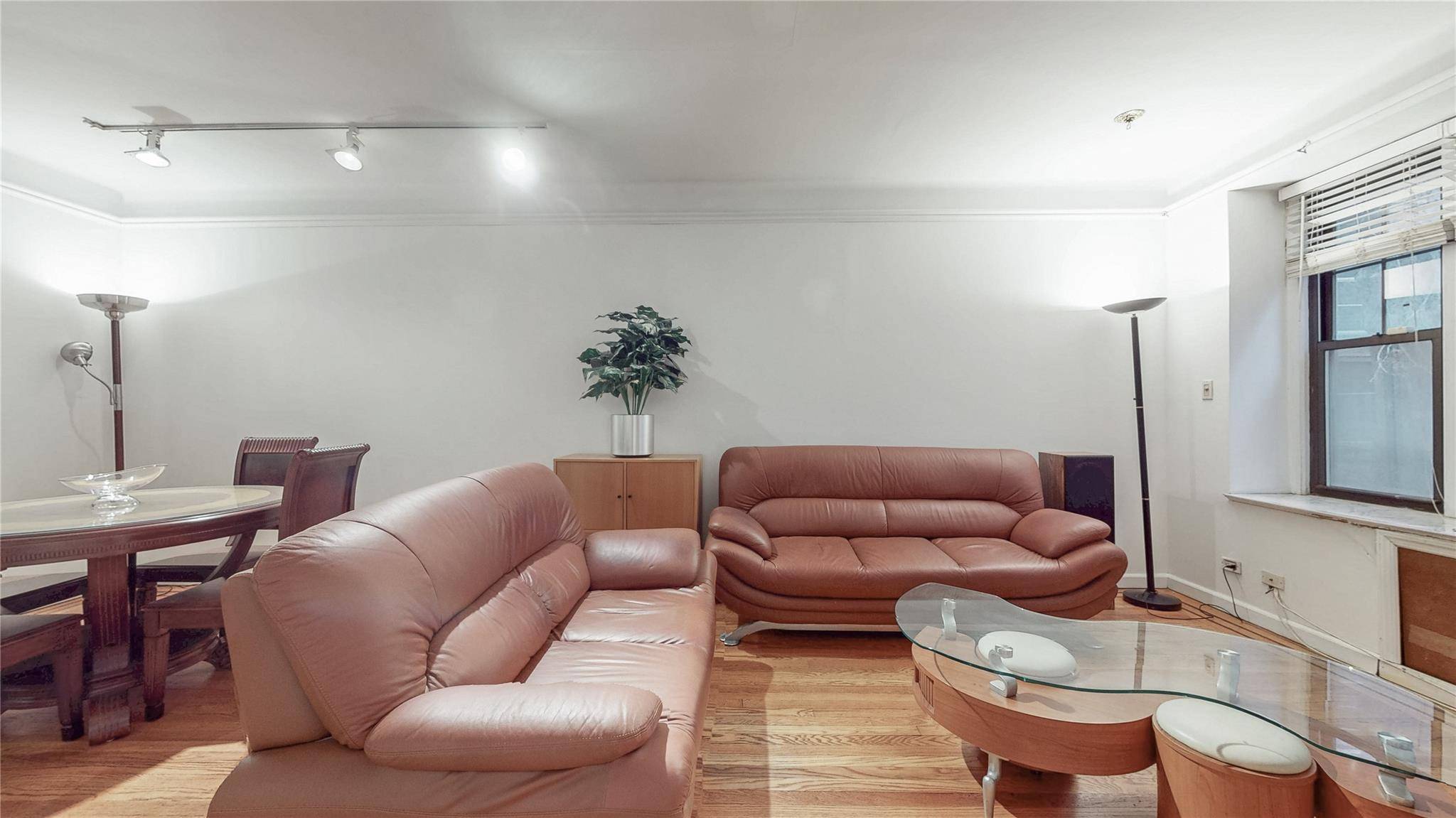 Forest Hills, NY 11375,109-14 Ascan AVE #1D