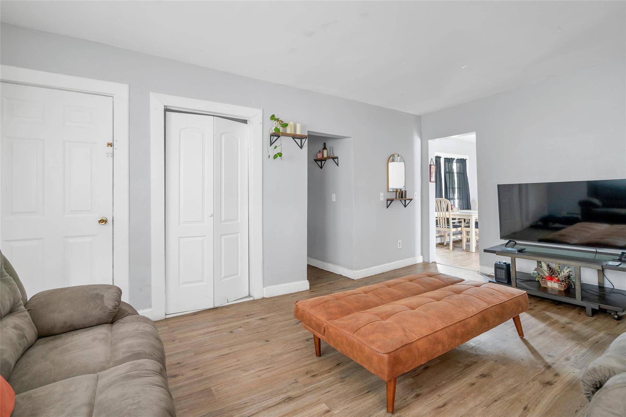 Port Jervis, NY 12771,106 Ball ST