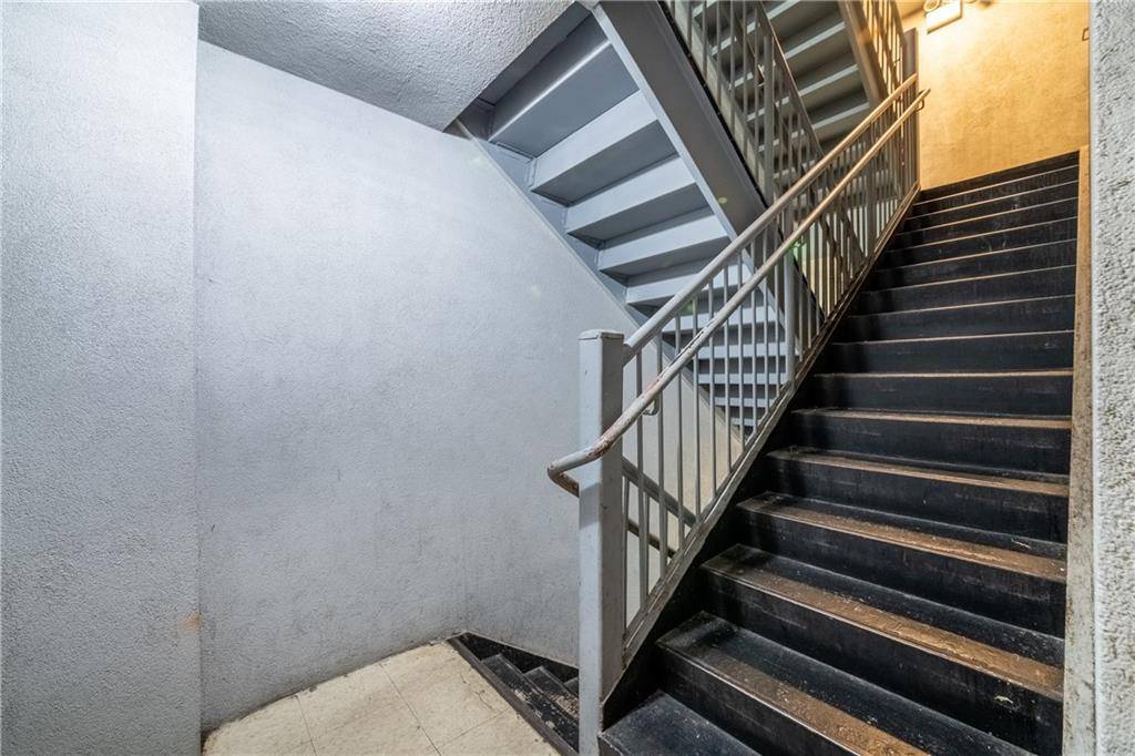Bronx, NY 10461,2430 Lyvere ST