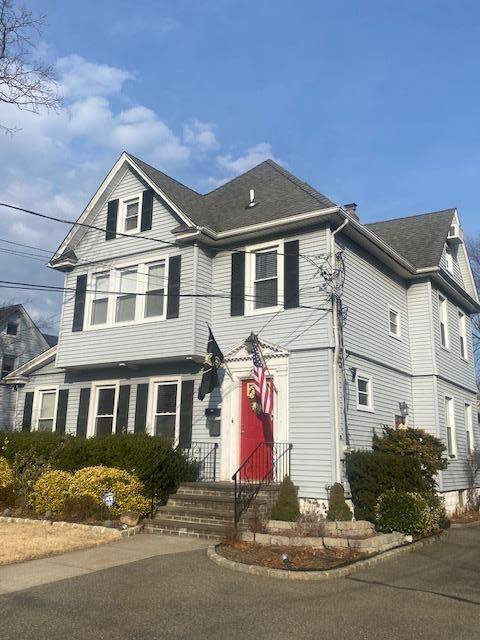 Lynbrook, NY 11563,268 Denton AVE