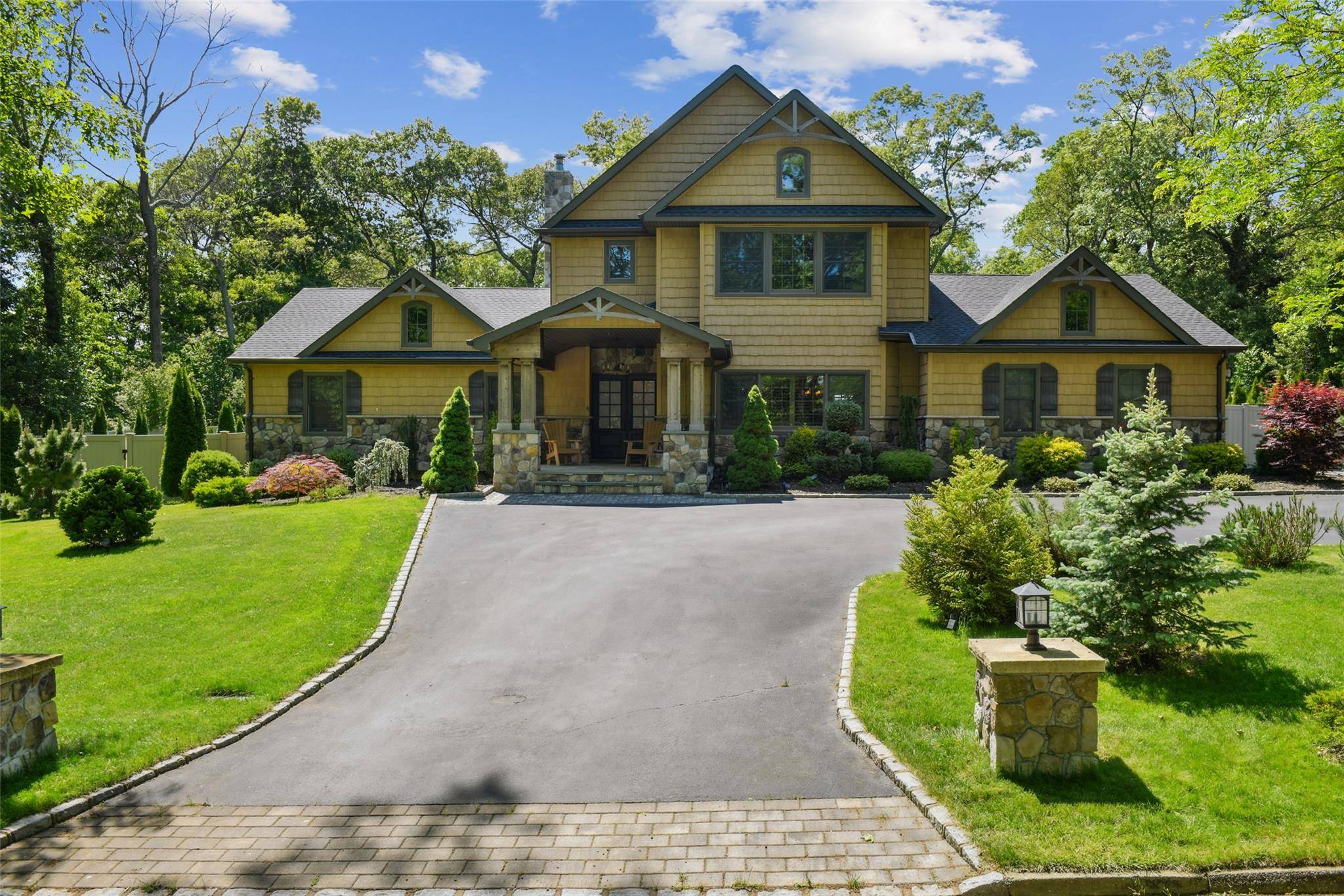 Greenlawn, NY 11740,5 Danville DR