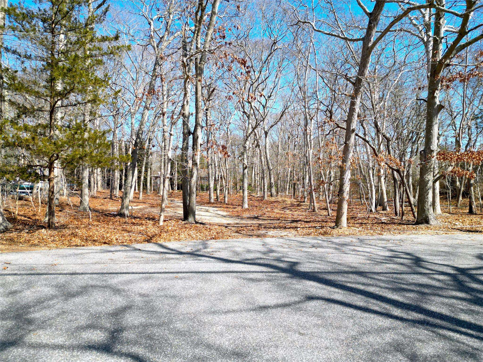 Westhampton Beach, NY 11978,42 Hampton ST