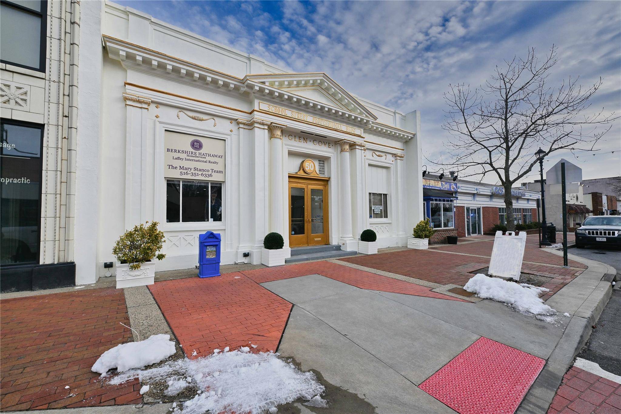 Glen Cove, NY 11542,50 School ST