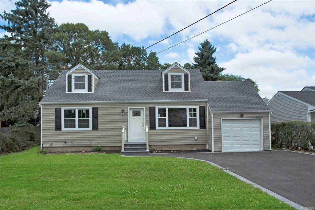 Huntington, NY 11743,55 Brennan ST