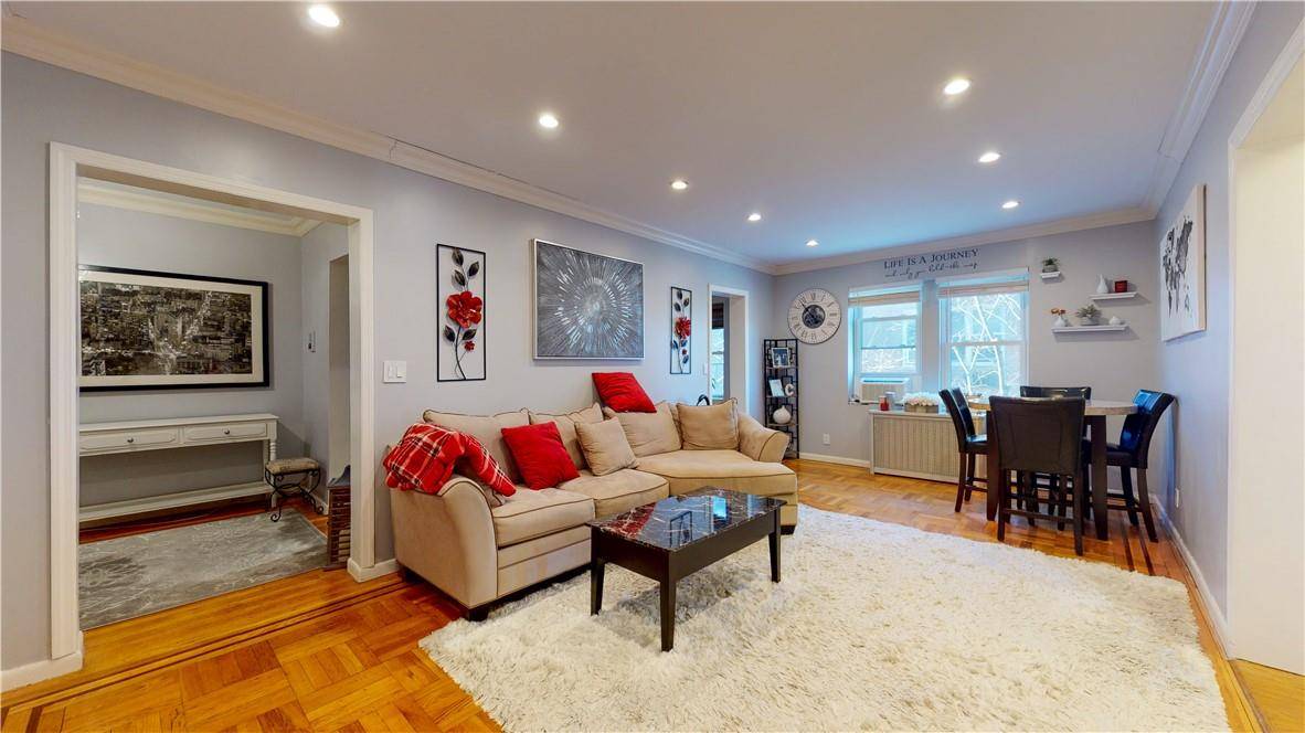 White Plains, NY 10601,42 Barker AVE #4G