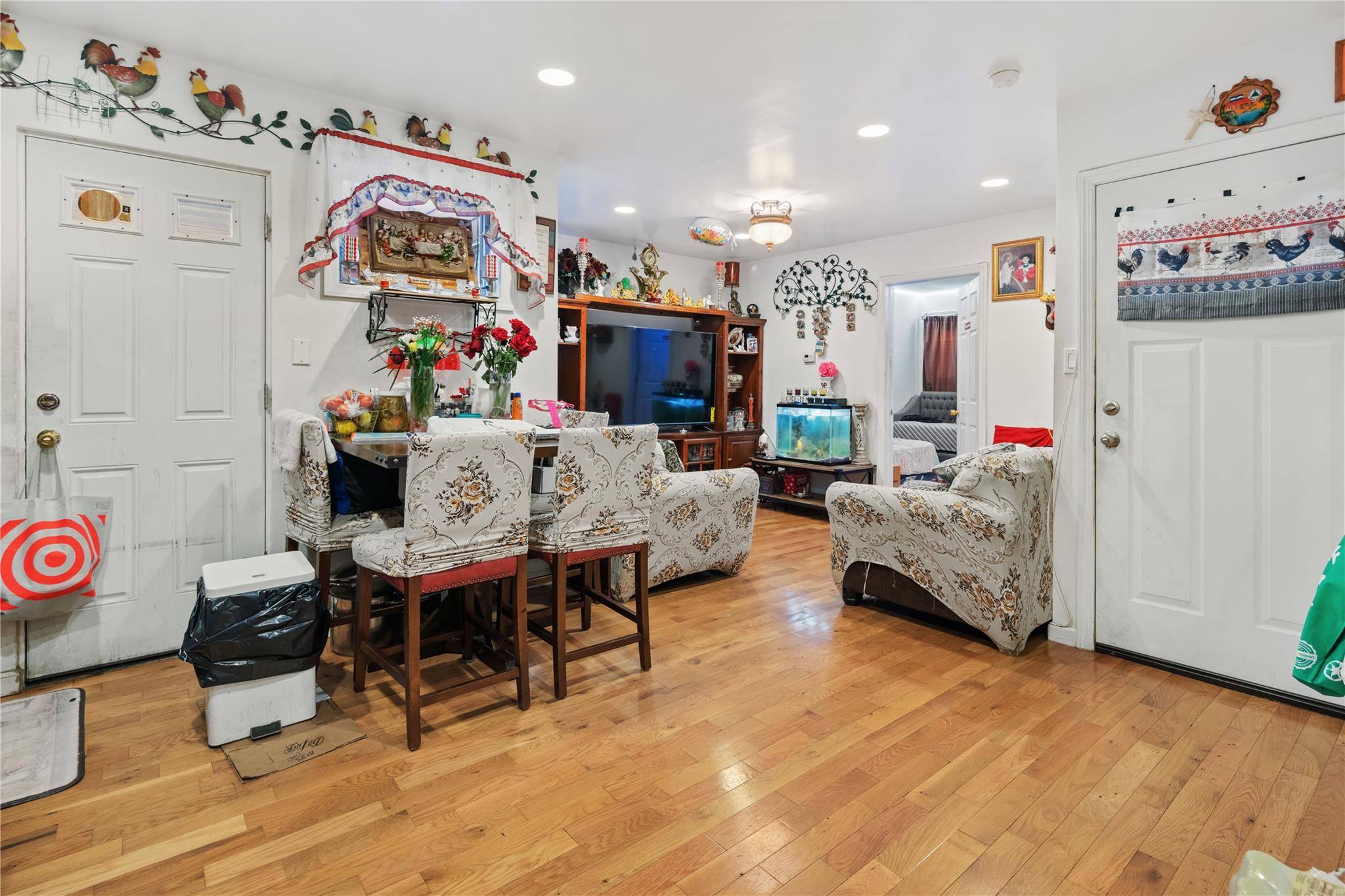 Richmond Hill, NY 11418,87-35 129th ST