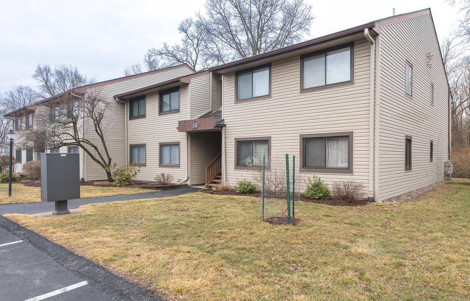 Poughkeepsie, NY 12603,14 Knightsbridge #E