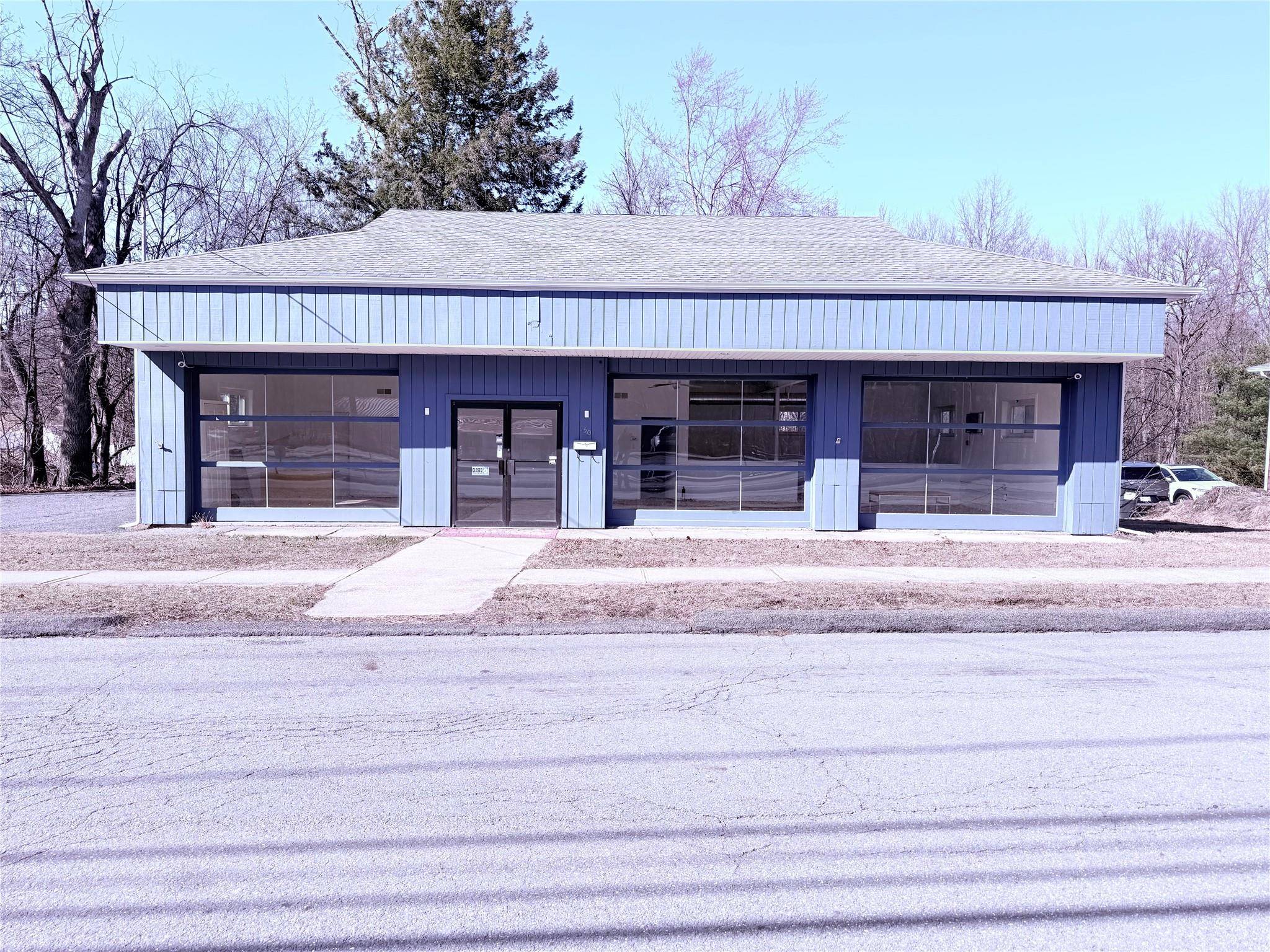 Walden, NY 12586,150 E Main ST