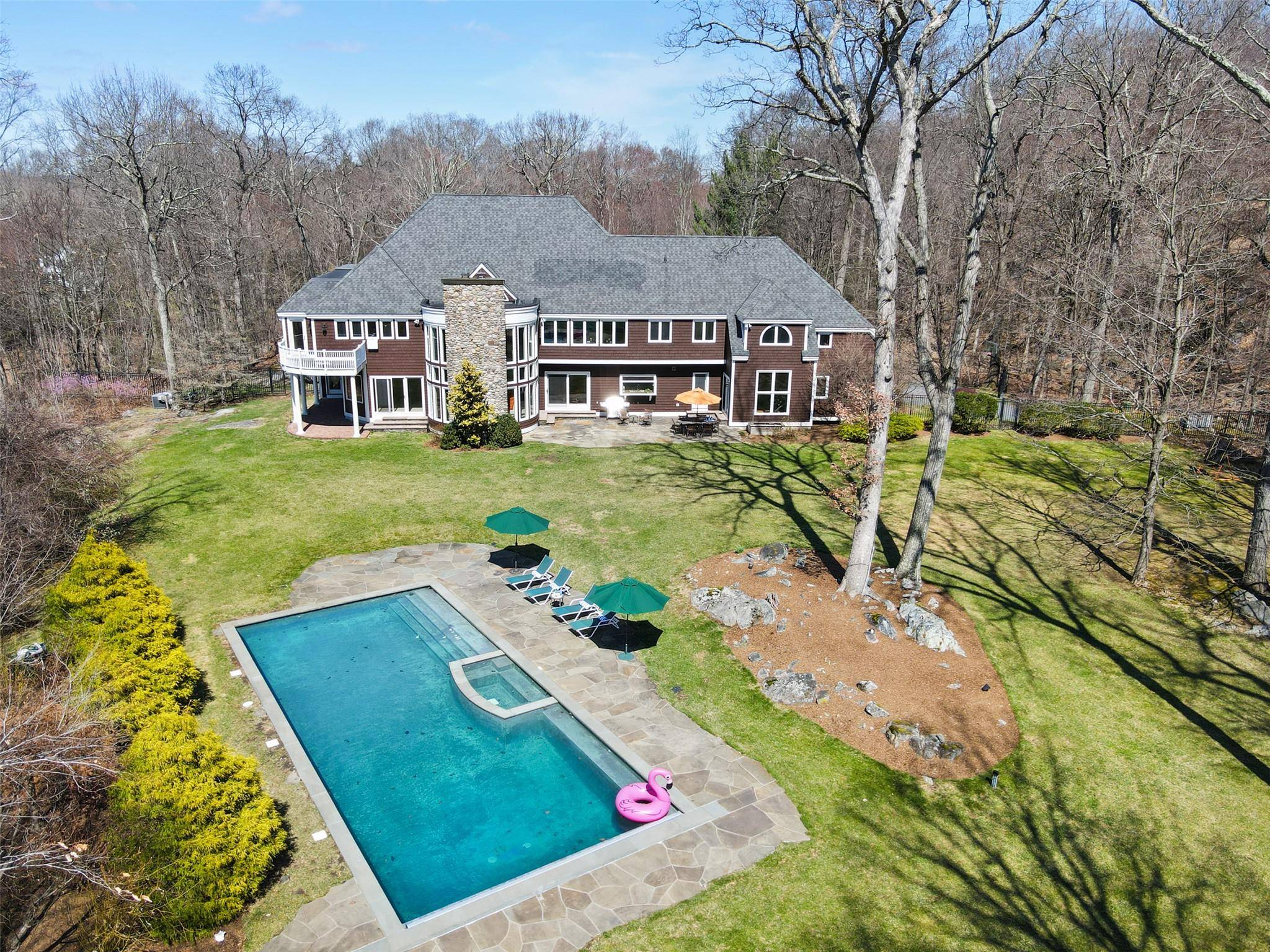 Chappaqua, NY 10514,26 Hemlock HLS