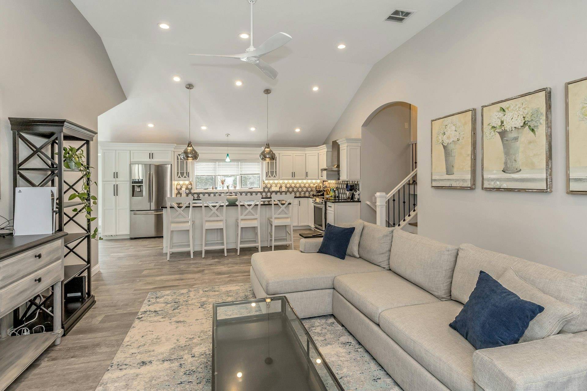 Massapequa, NY 11758,63 Swan DR