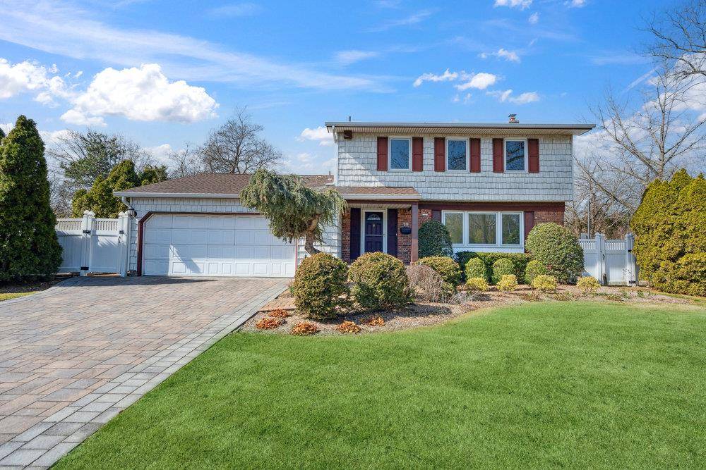 Jericho, NY 11753,19 Livingston AVE