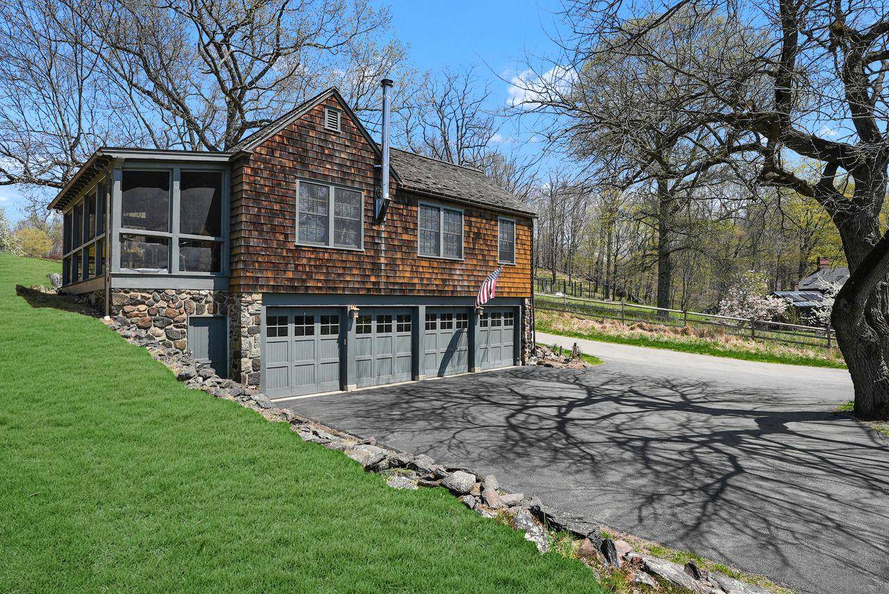 Croton-on-hudson, NY 10520,226 Mount Airy RD
