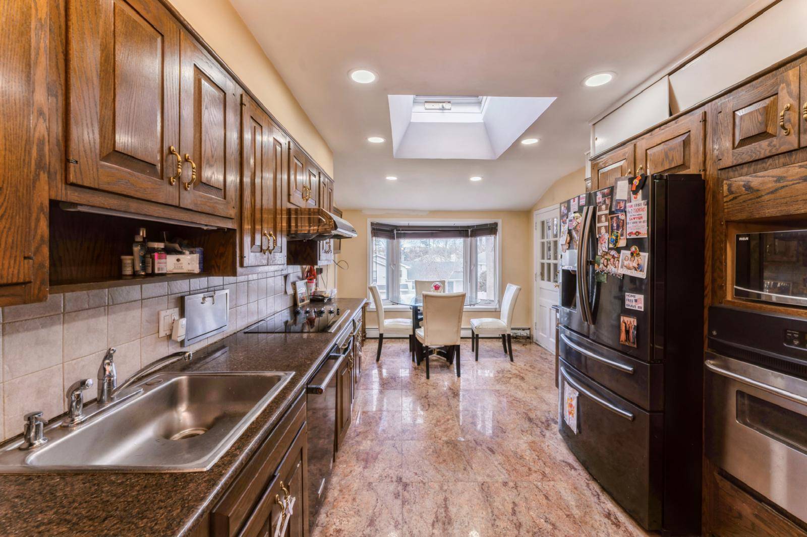Port Washington, NY 11050,57 Sandy Hollow RD