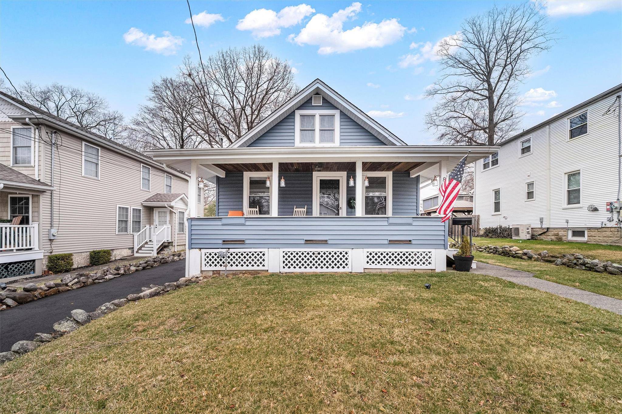 Pearl River, NY 10965,86 Lincoln AVE