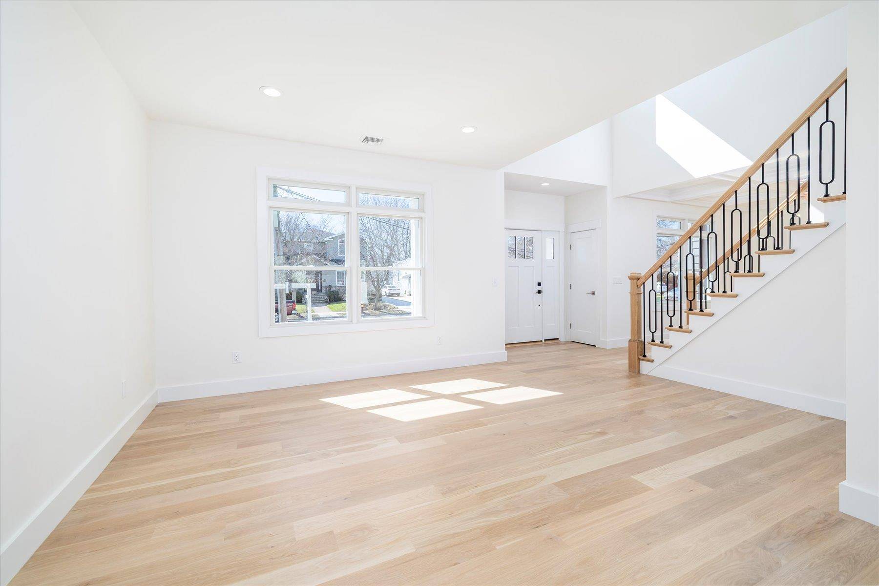 Merrick, NY 11566,103 Frankel BLVD