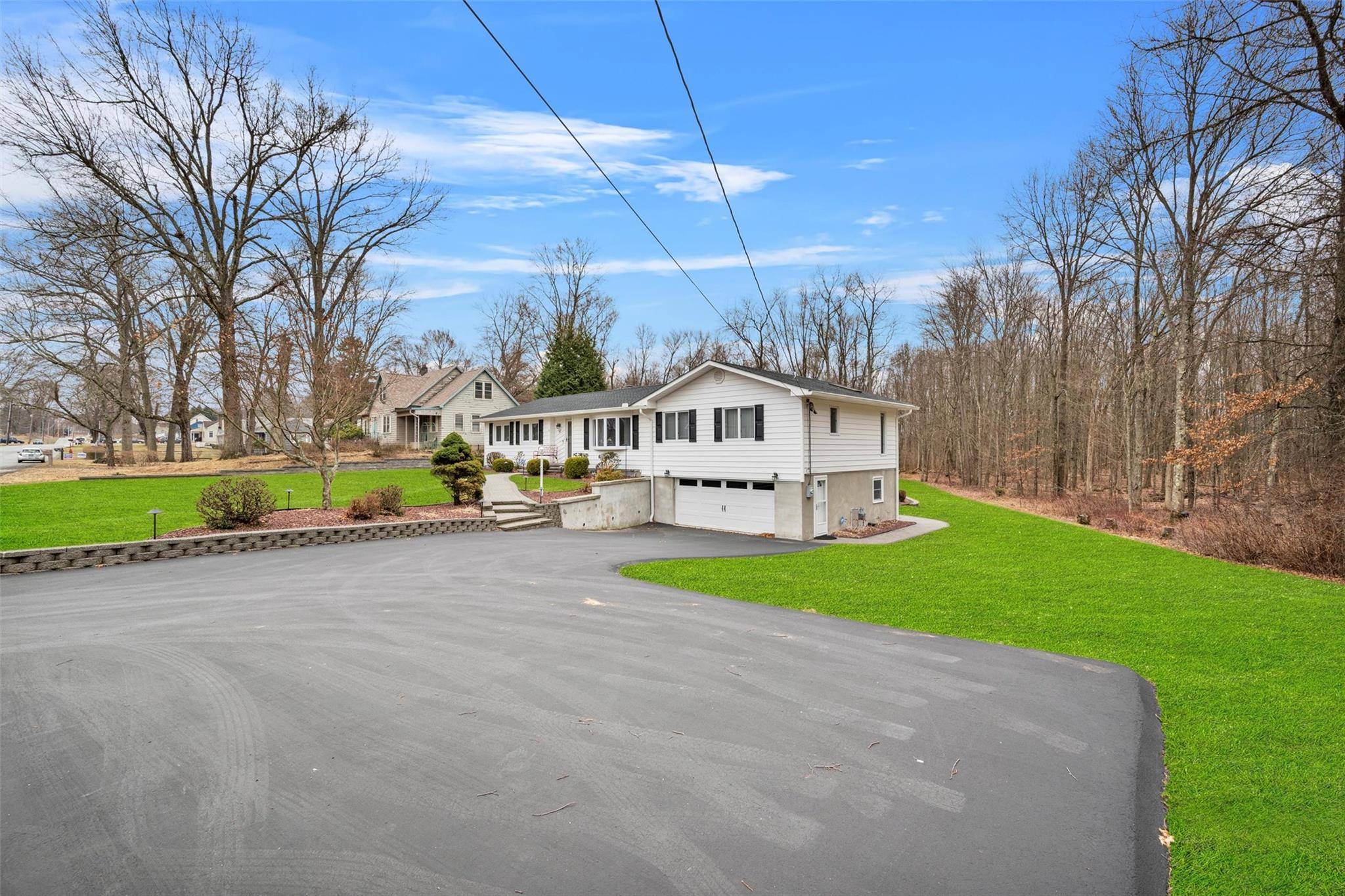 Montgomery, NY 12549,57 Weaver ST