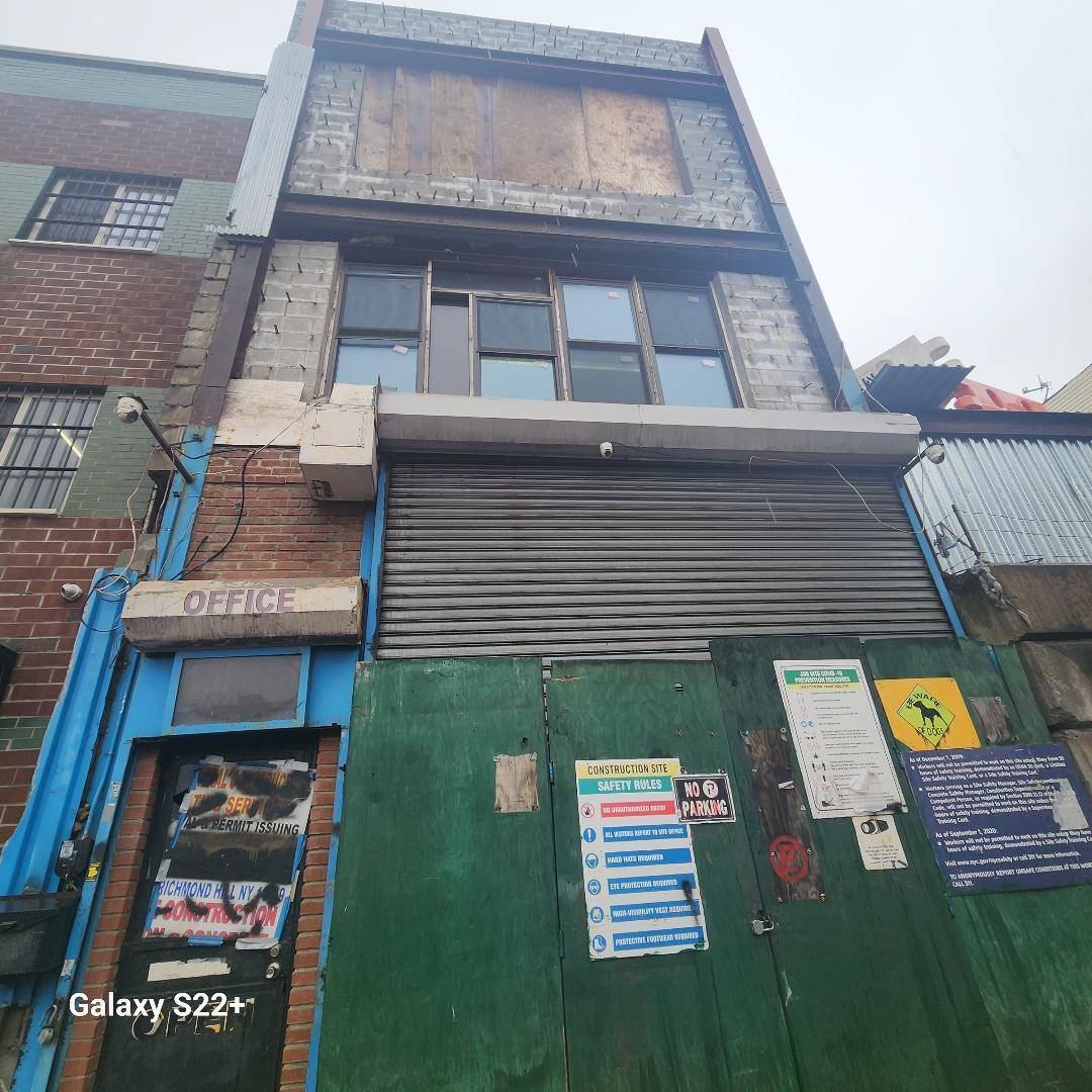 Brooklyn, NY 11207,100 WILLIAMS AVE