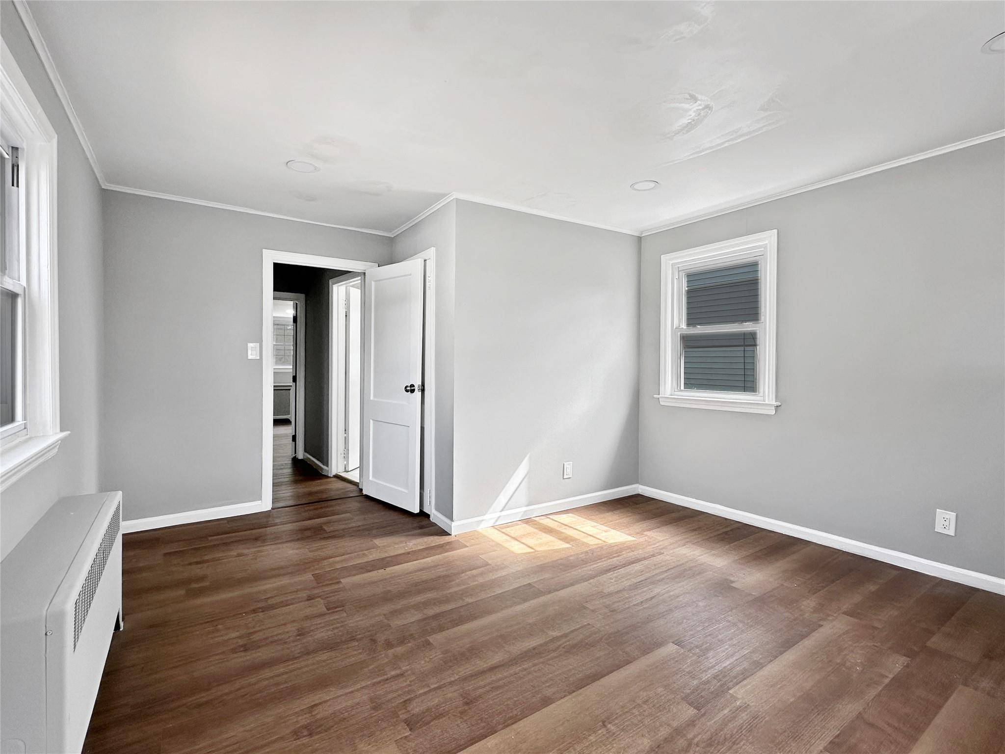 New Hyde Park, NY 11040,309 S 11th ST