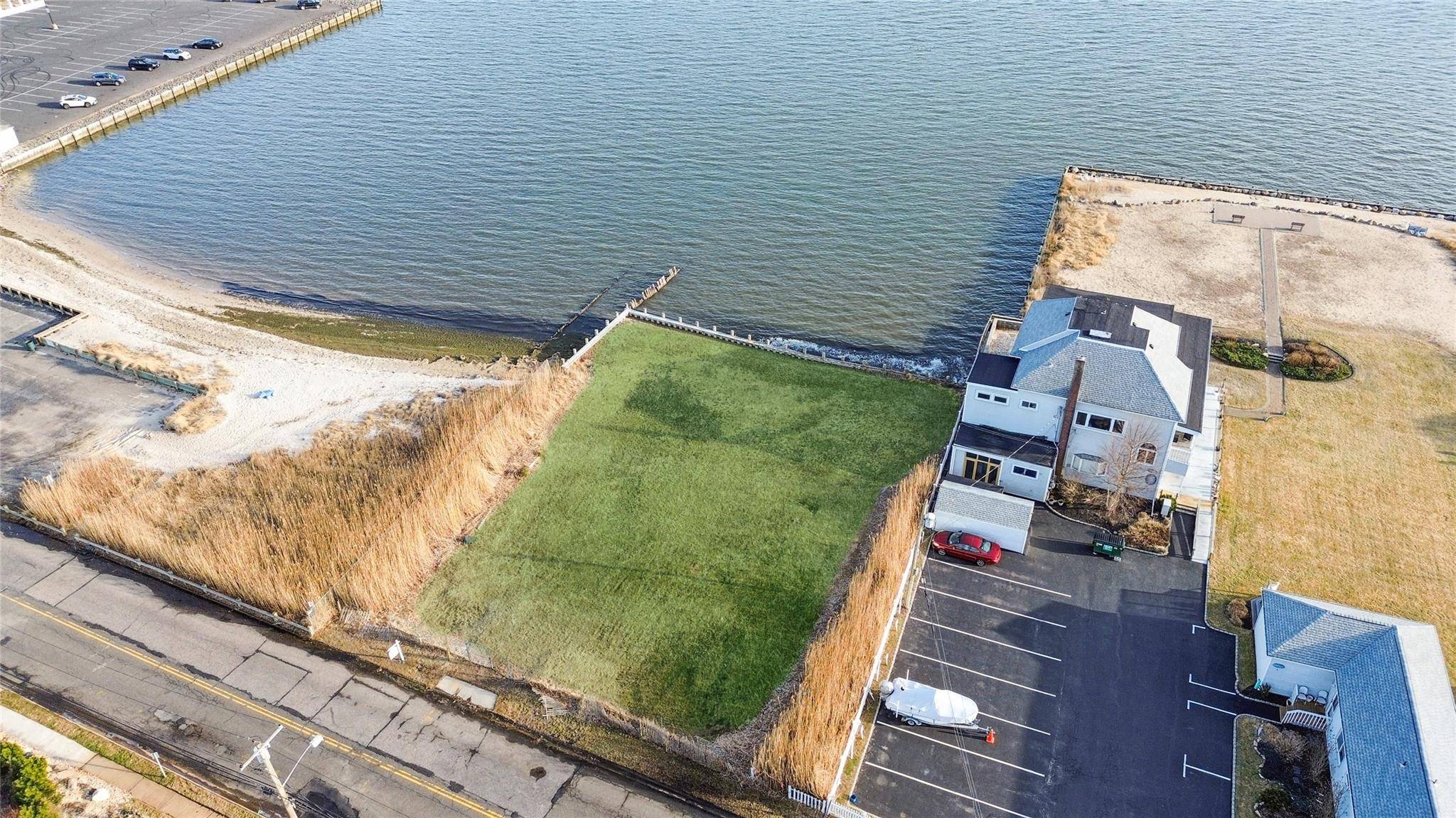 Sayville, NY 11782,48-52 Browns River RD