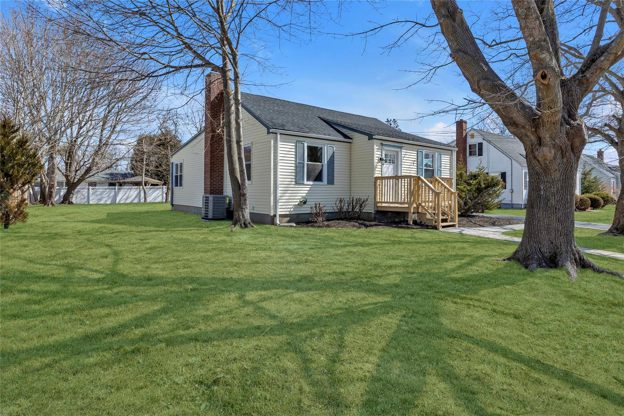Greenport, NY 11944,535 AKA 14 Middleton RD
