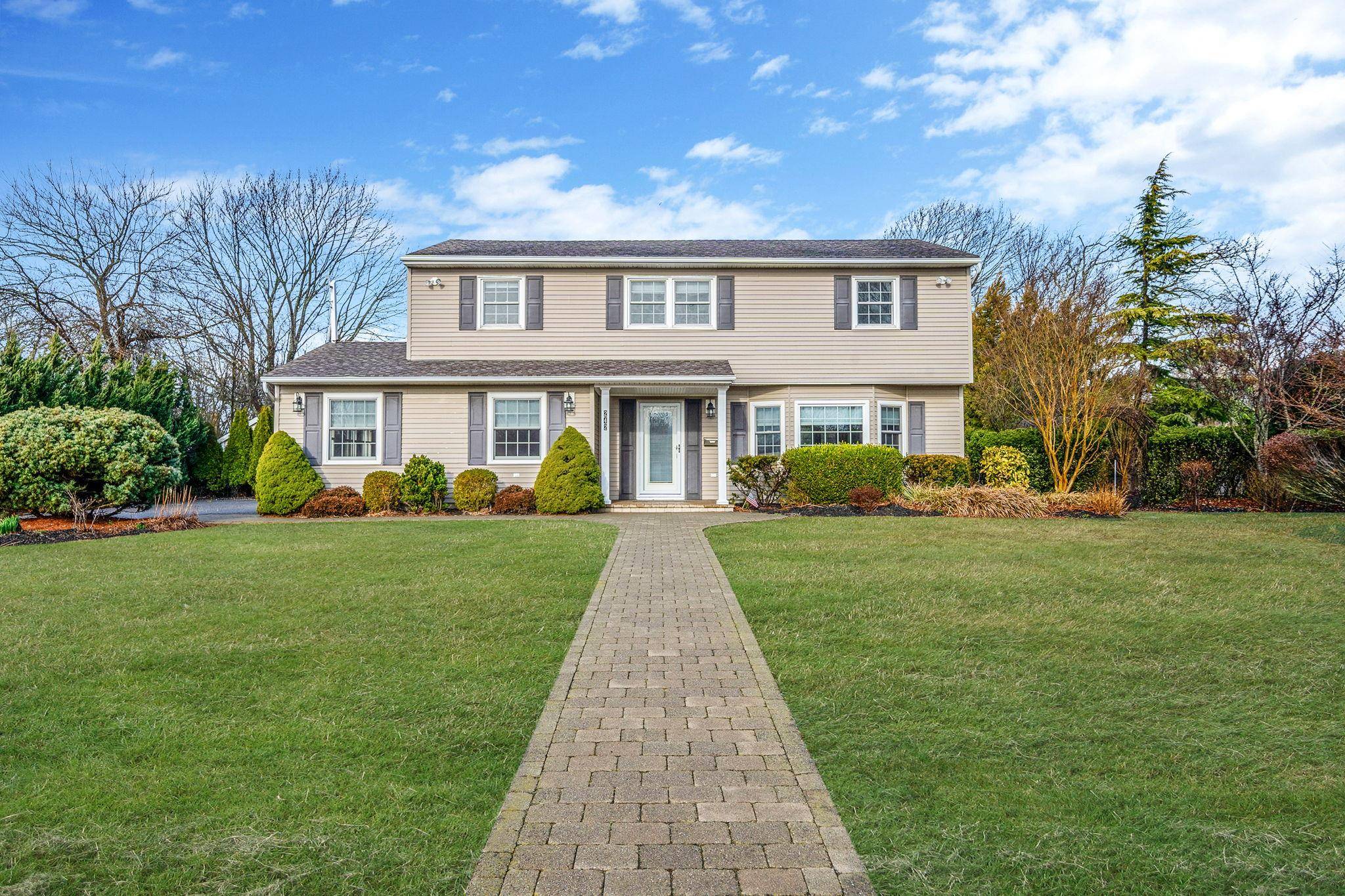 Bayport, NY 11705,242 Paulanna AVE