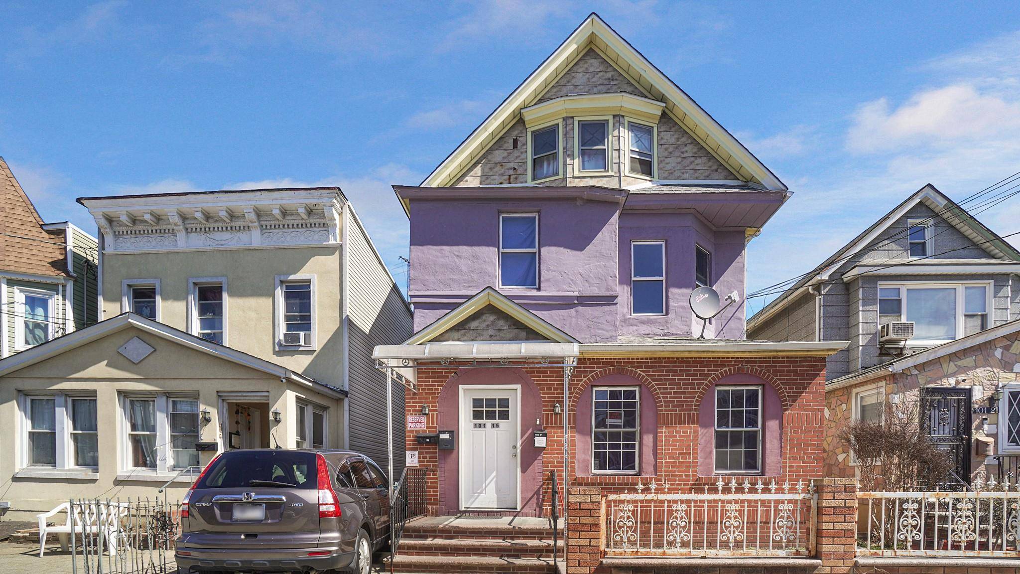 Richmond Hill S., NY 11419,10115 117th ST