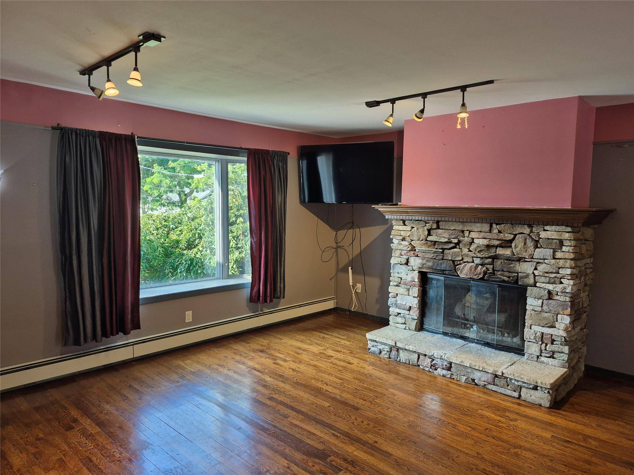 Baldwin, NY 11510,1111 Steele BLVD
