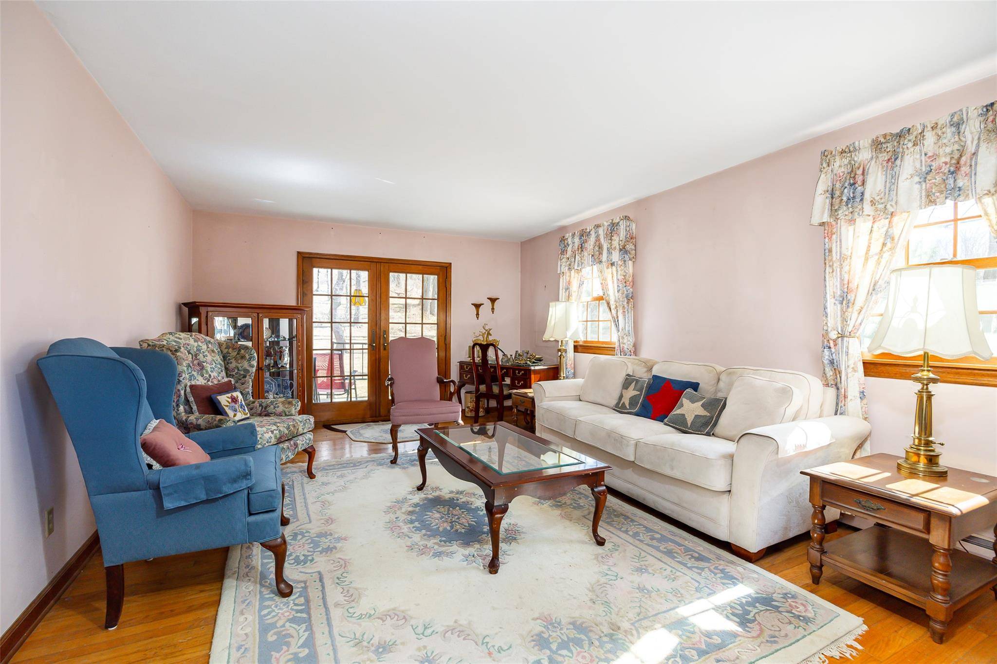 Pleasant Valley, NY 12569,4 McAllister DR