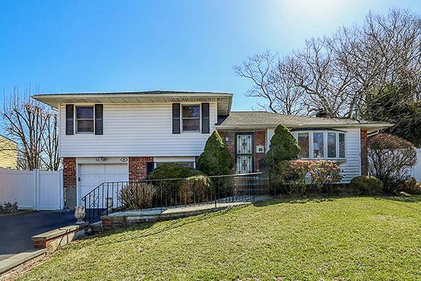 Oyster Bay, NY 11771,23 Hill DR