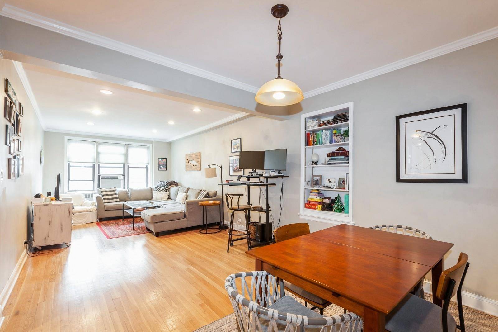 Forest Hills, NY 11375,67-40 Yellowstone BLVD #7F