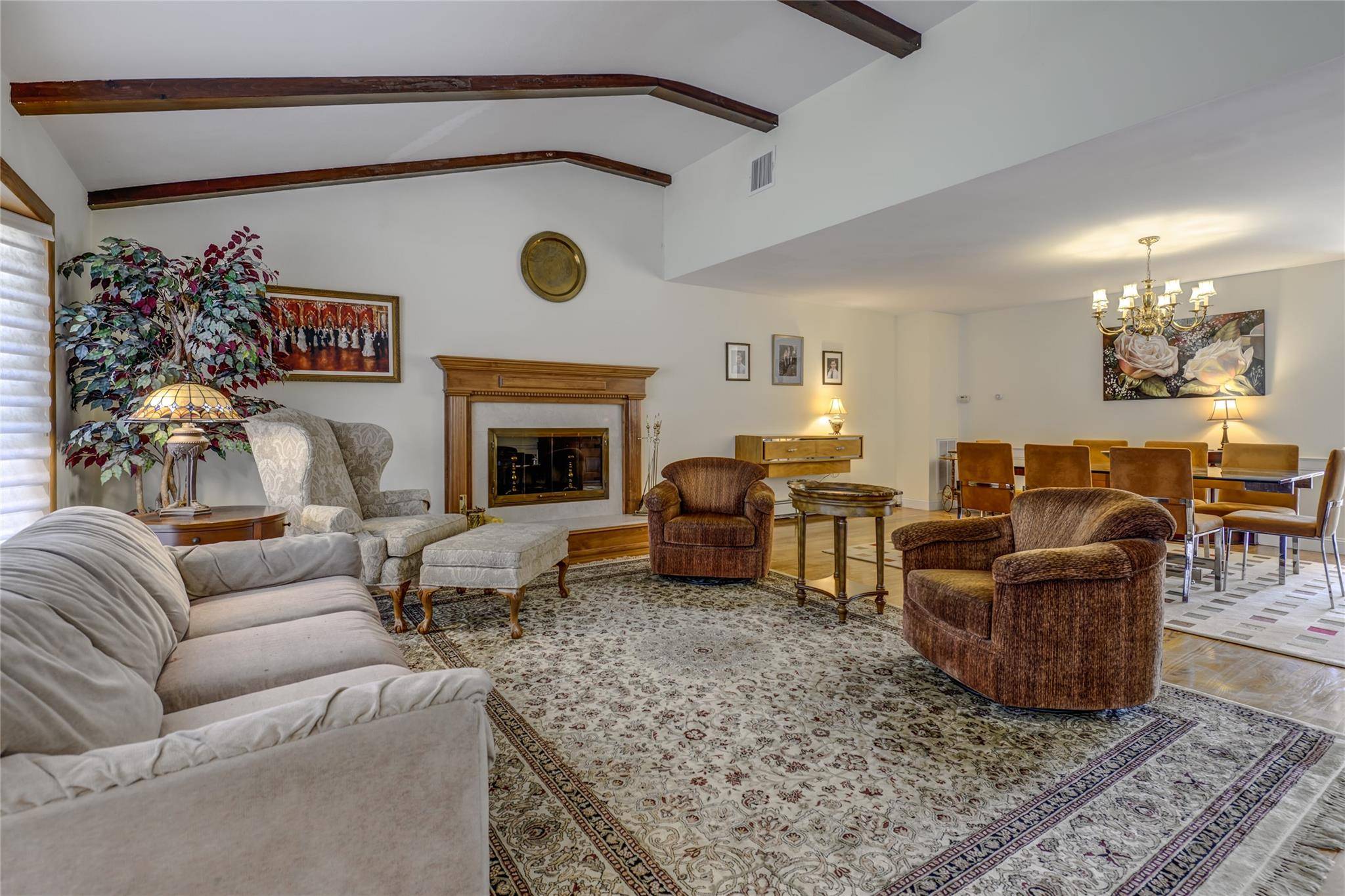 Jericho, NY 11753,50 Fountain LN