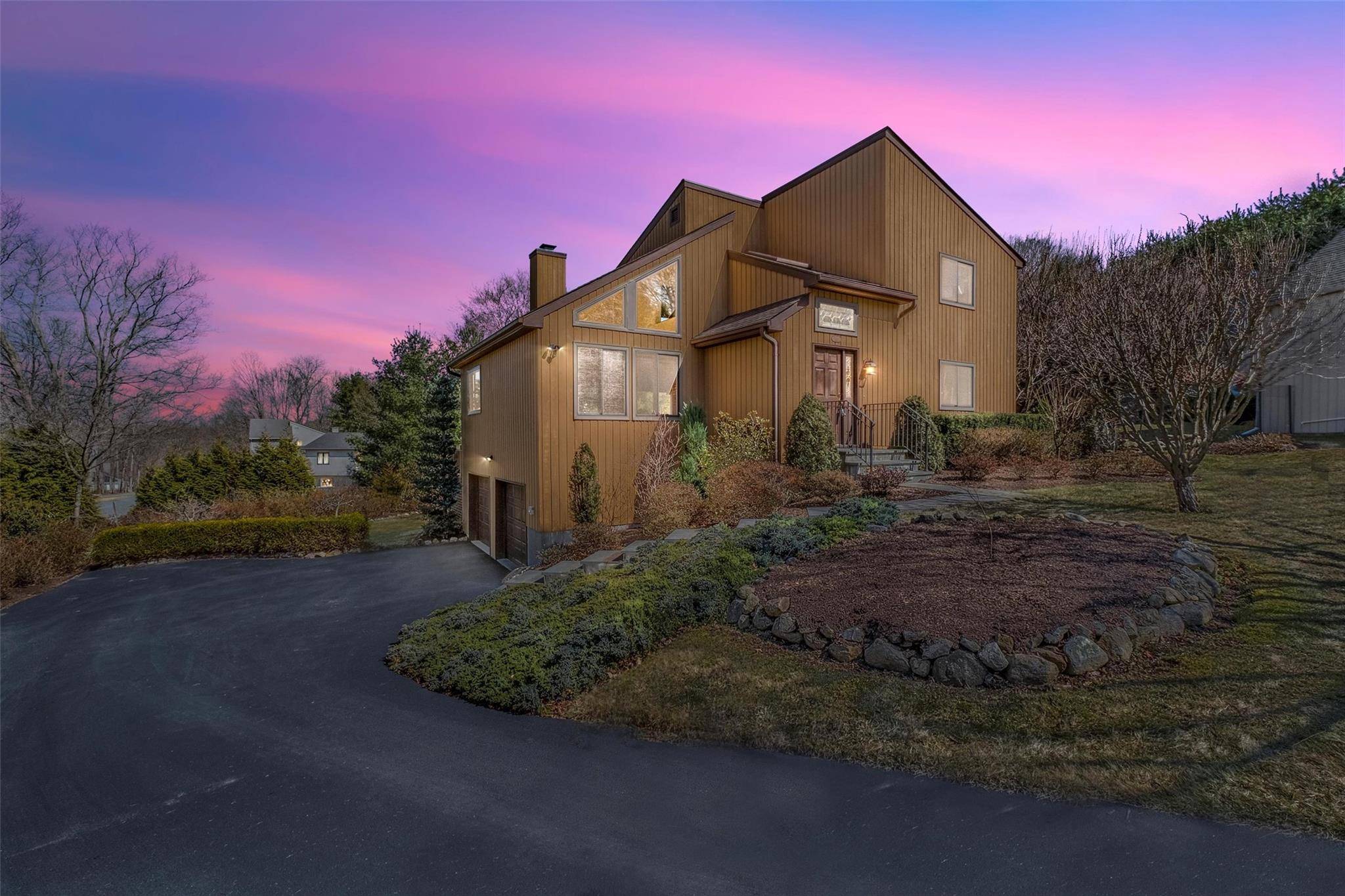Somers, NY 10589,106 Mitchell RD