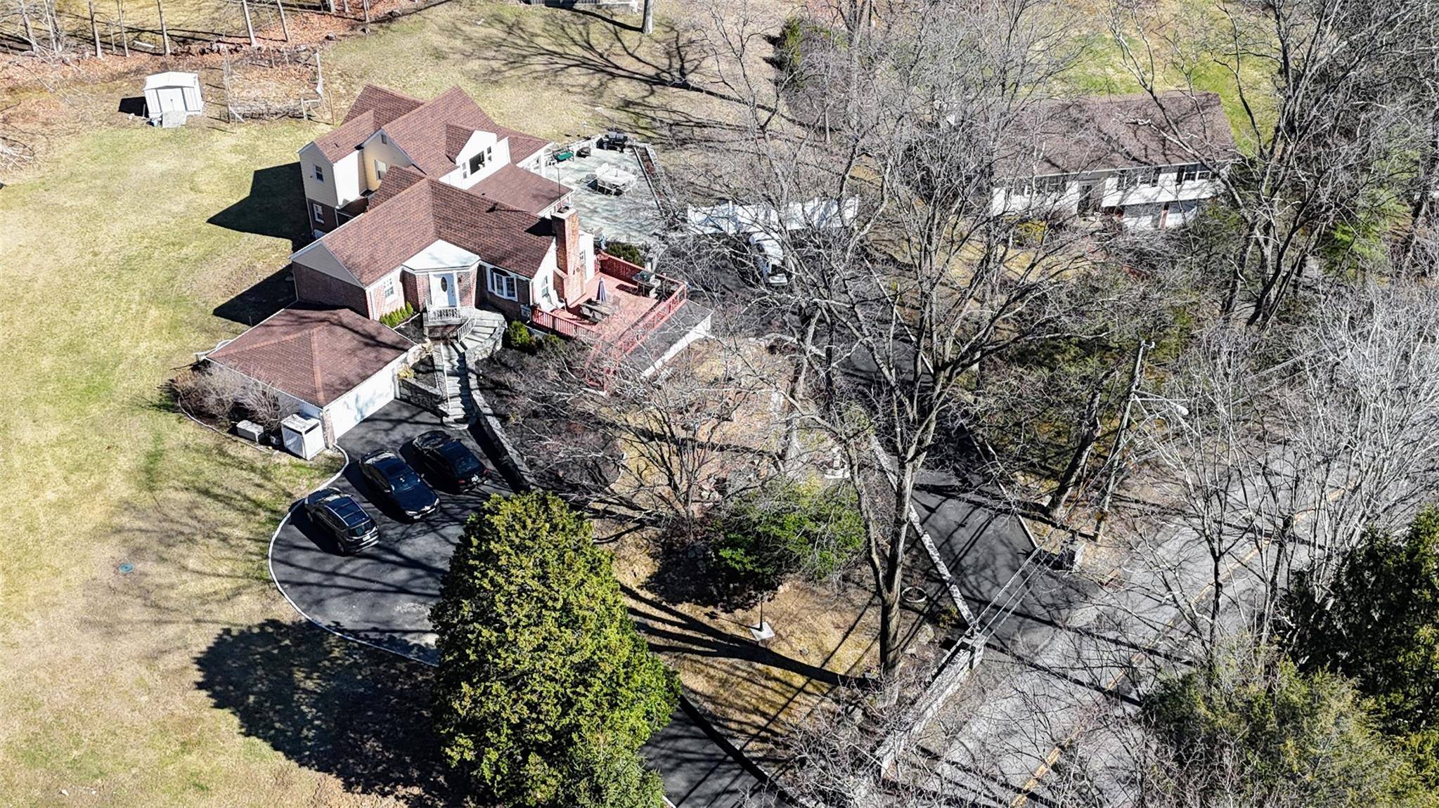 Briarcliff Manor, NY 10510,193 Chappaqua RD